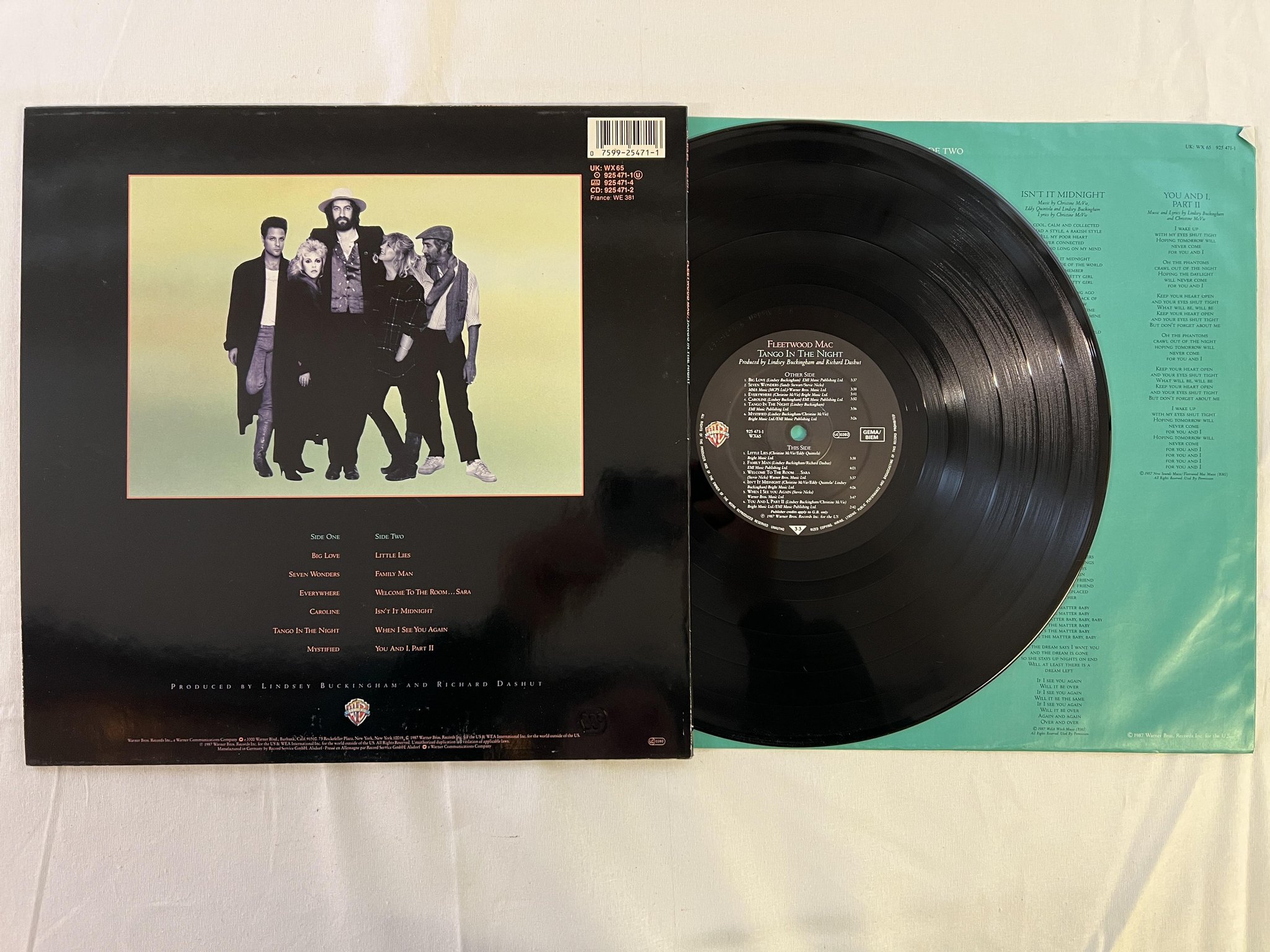 Omslagsbild för skivan FLEETWOOD MAC tango in the night LP -87 Ger WARNER BROS 925 471-1