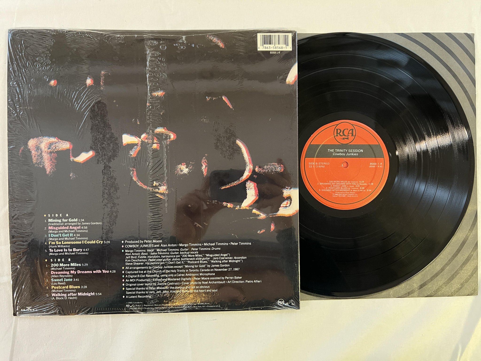 Omslagsbild för skivan COWBOY JUNKIES the trinity session LP -88 US RCA 8568-1-R