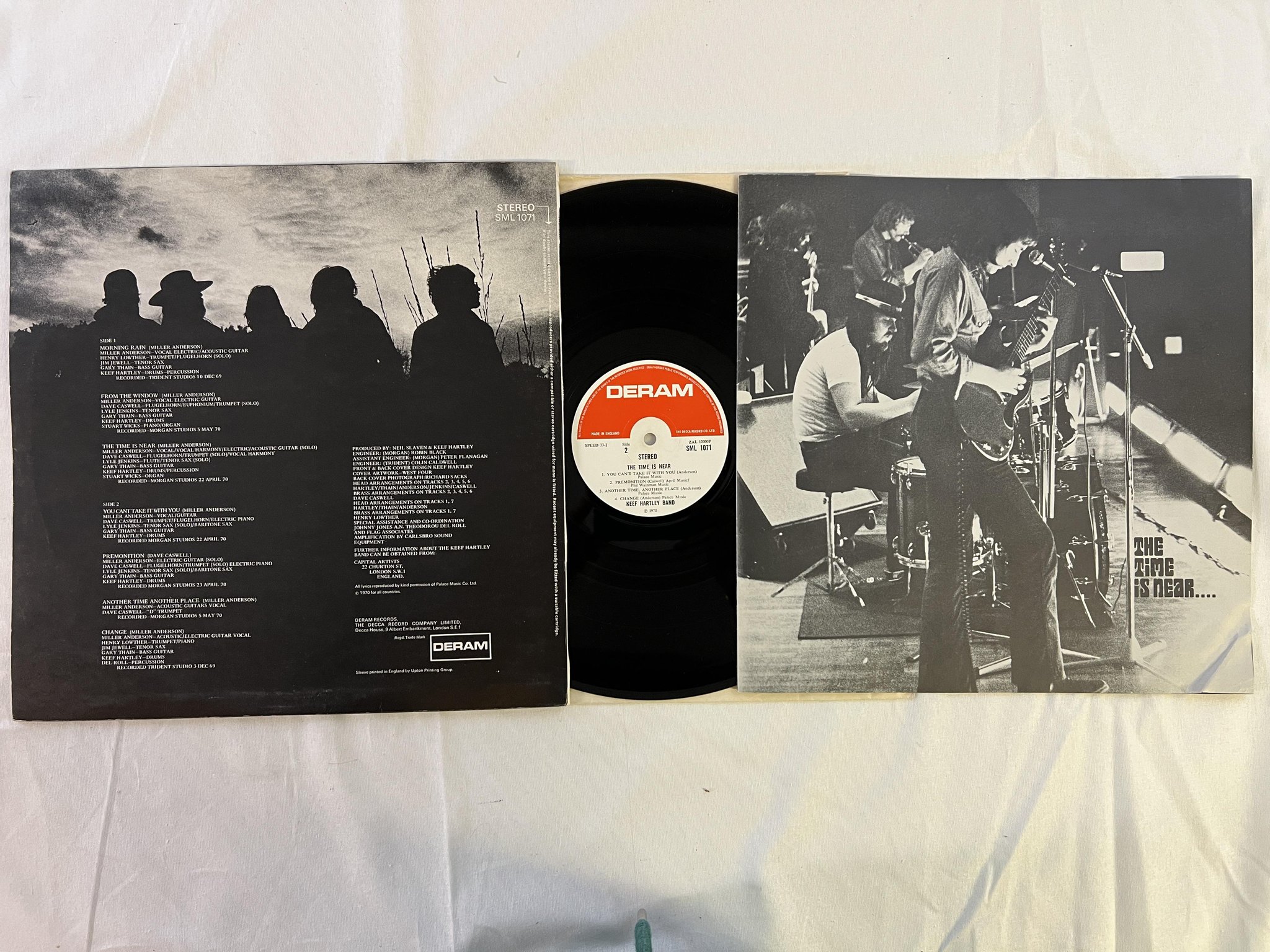 Omslagsbild för skivan KEEF HARTLEY BAND the time is near LP -70 UK DERAM SML 1071