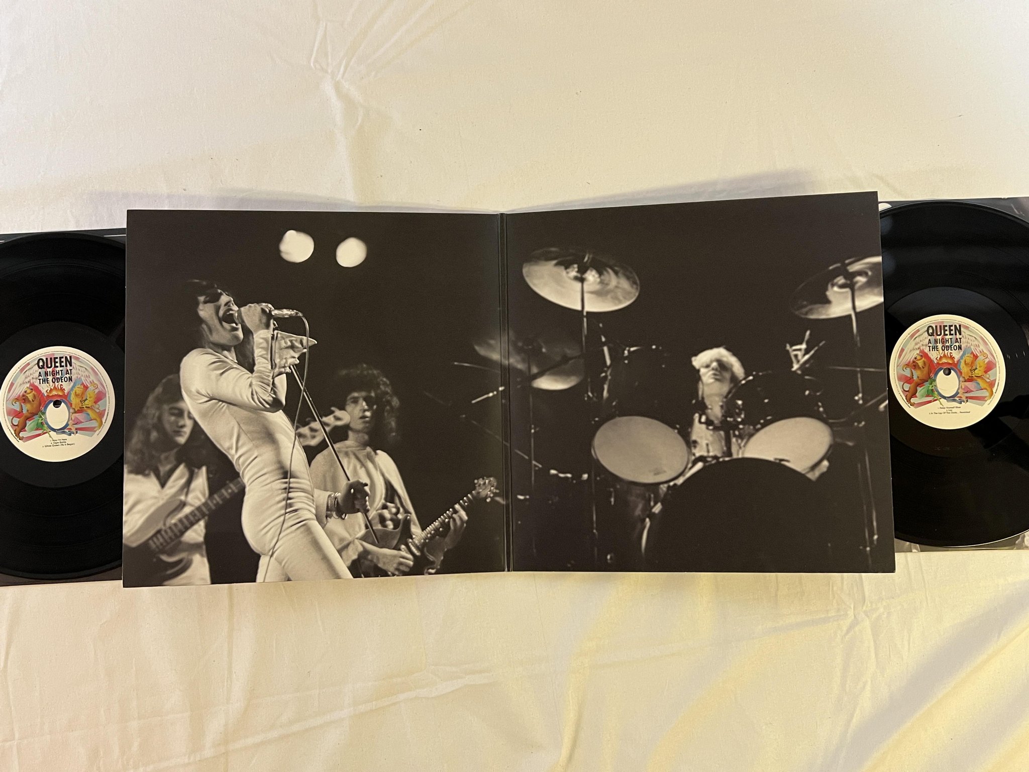 Omslagsbild för skivan QUEEN A Night At The Odeon 2xLP 2015 VIRGIN 180gram EMI 0602547500748