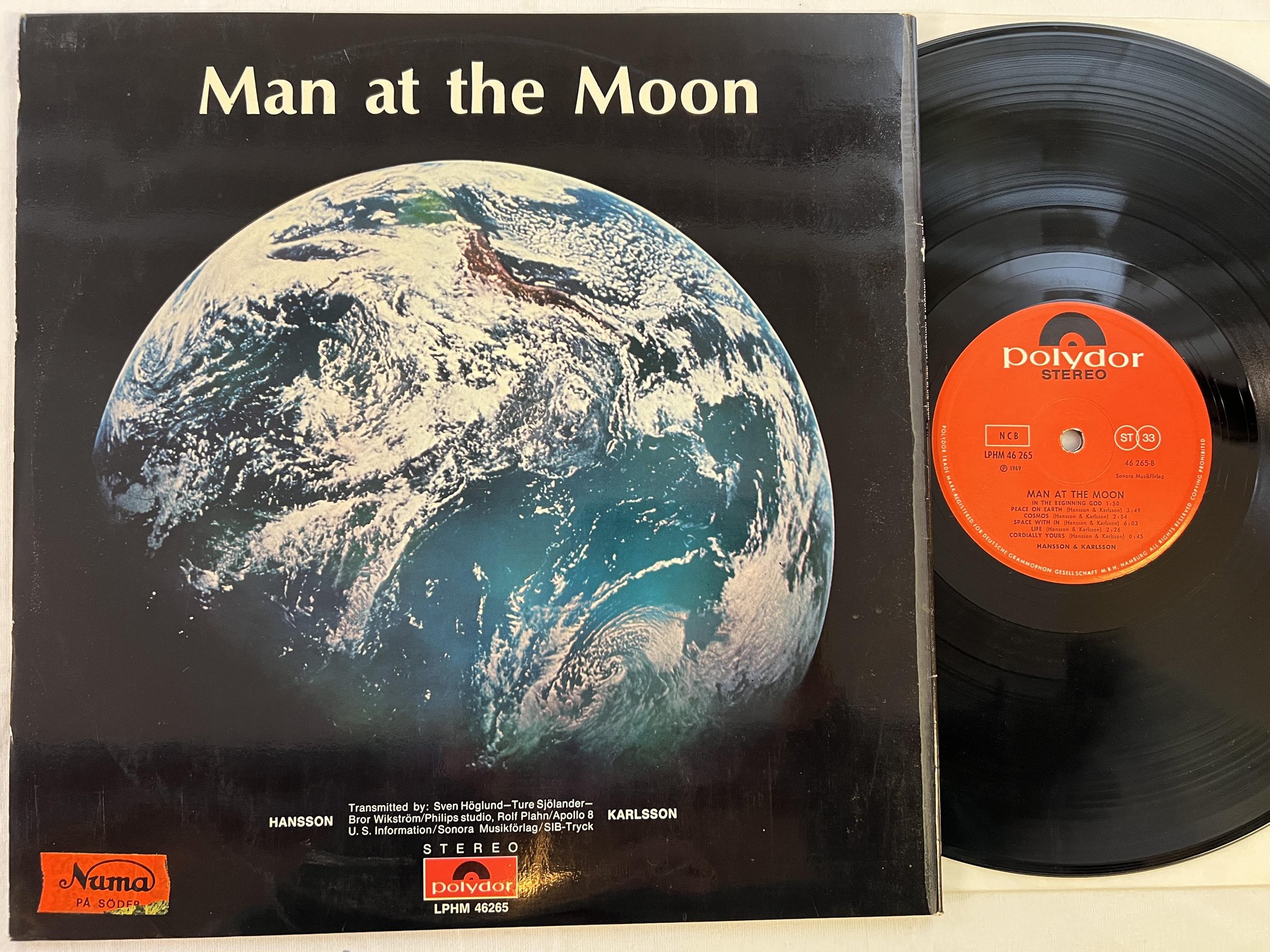 Omslagsbild för skivan HANSSON & KARLSSON man at the moon LP -69 POLYDOR LPHM 46 265