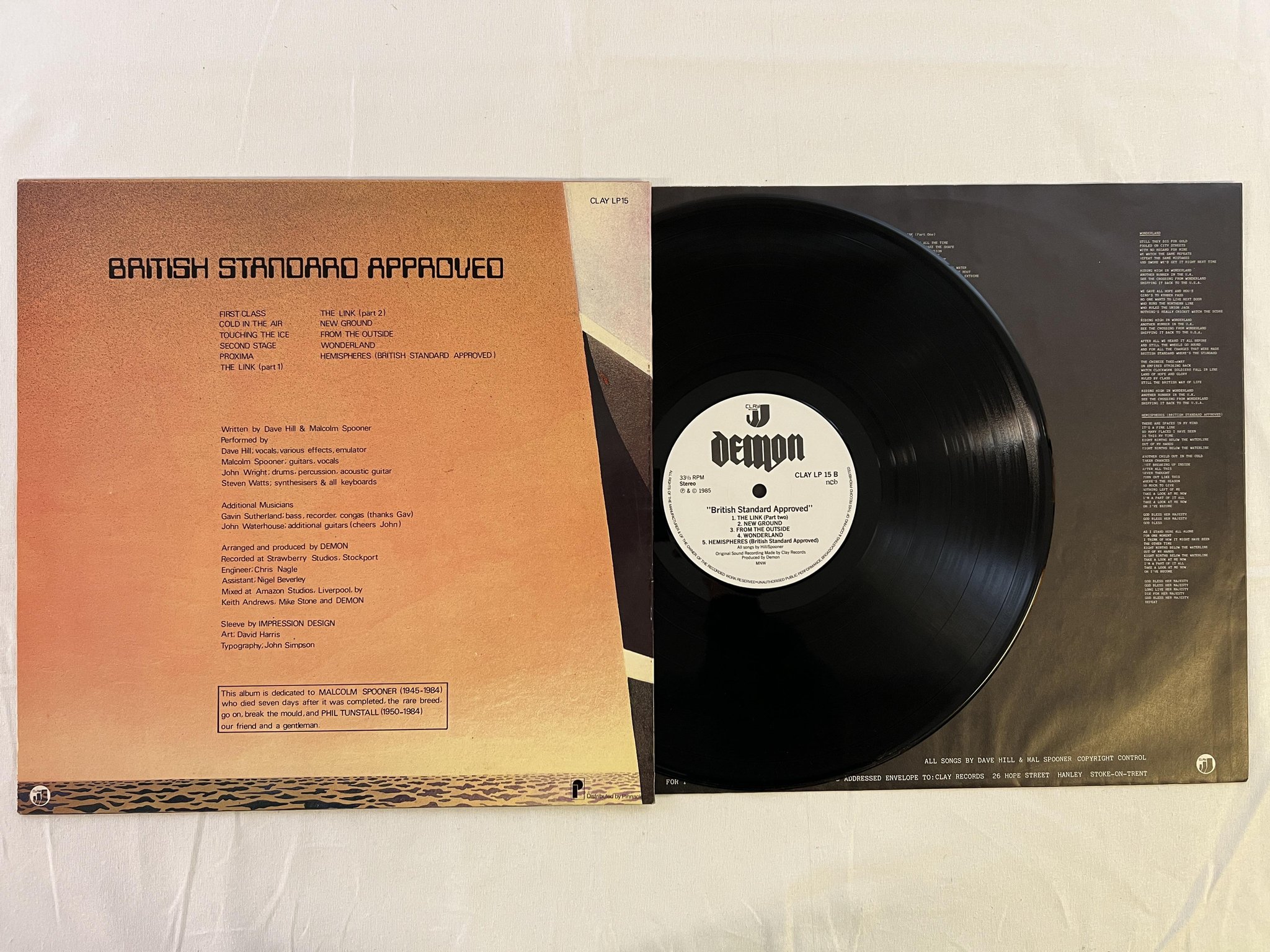 Omslagsbild för skivan DEMON british standard approved LP -85 ncb CLAY LP 15