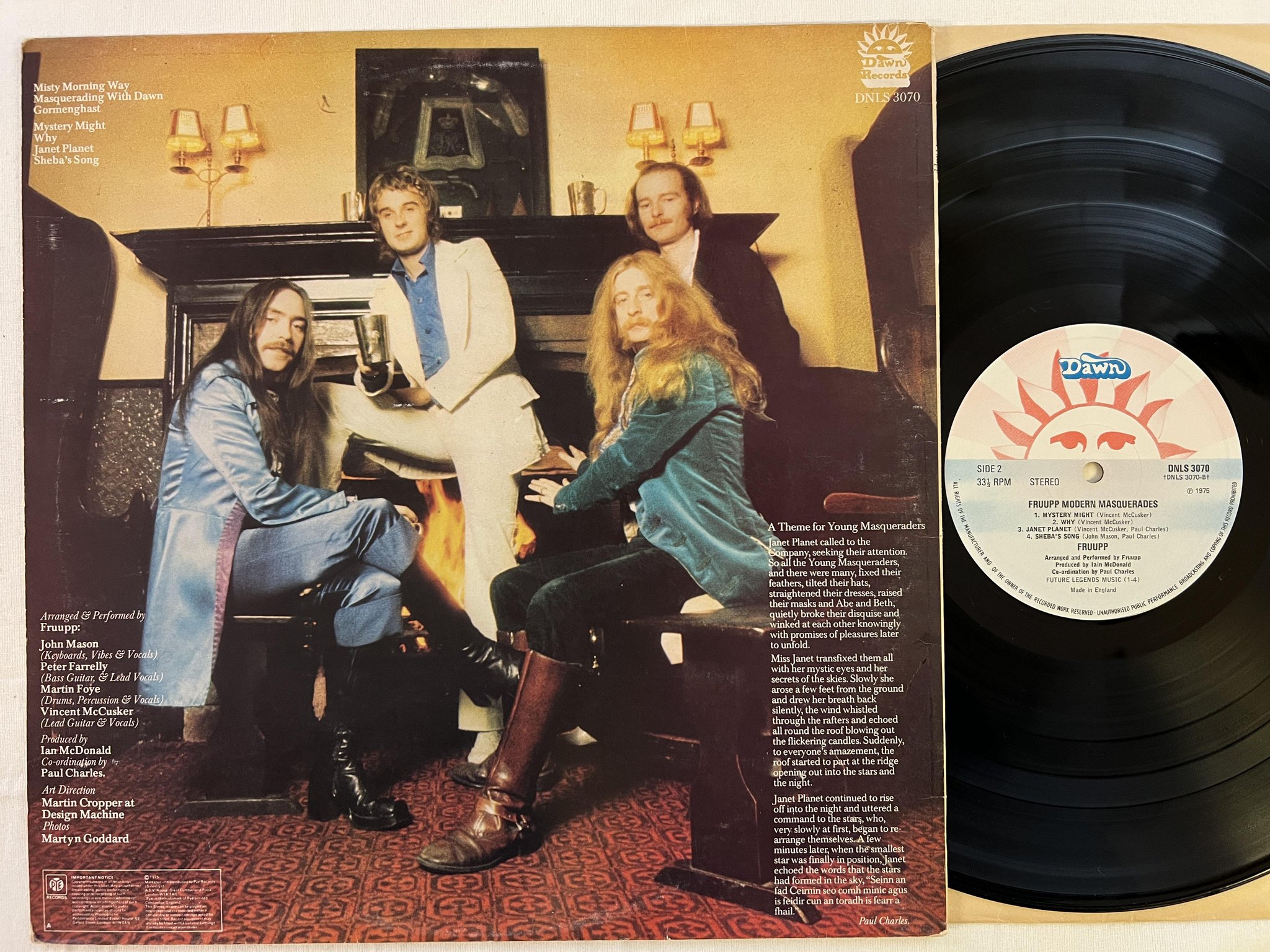 Omslagsbild för skivan FRUUPP Modern Masquerades LP -75 UK DAWN DNLS 3070 ** prog **