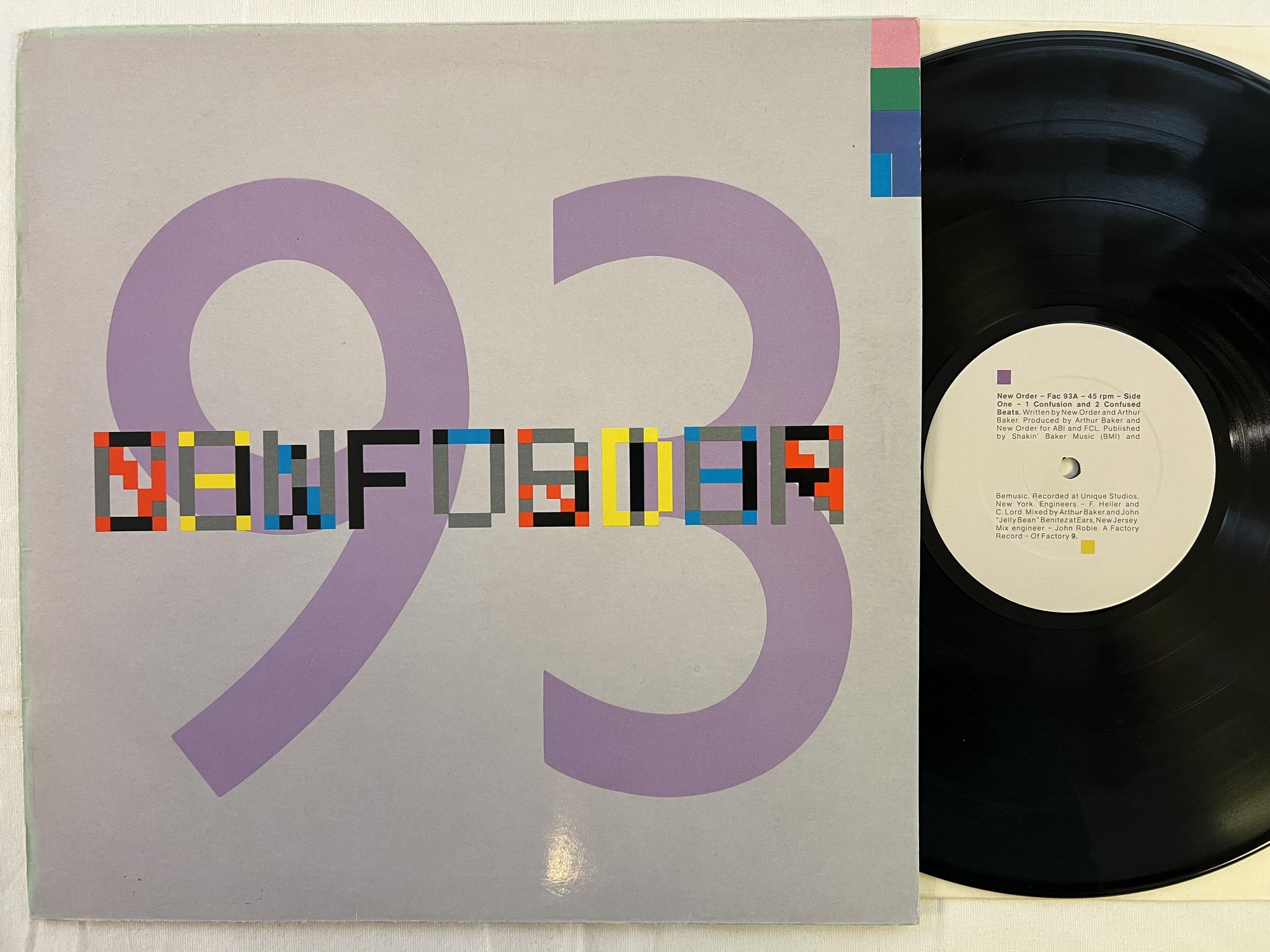 Omslagsbild för skivan NEW ORDER confusion 12"single -83 FACTORY FACT 93