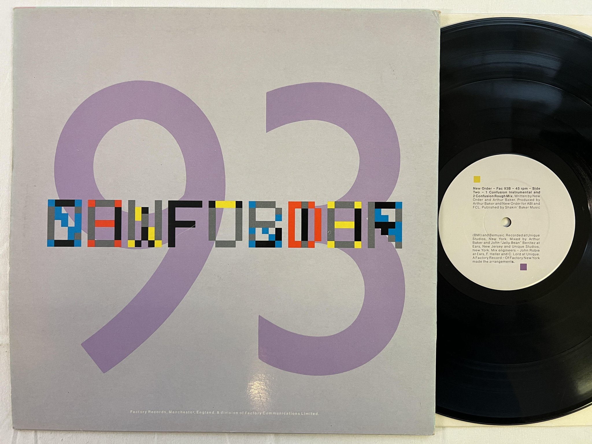 Omslagsbild för skivan NEW ORDER confusion 12"single -83 FACTORY FACT 93