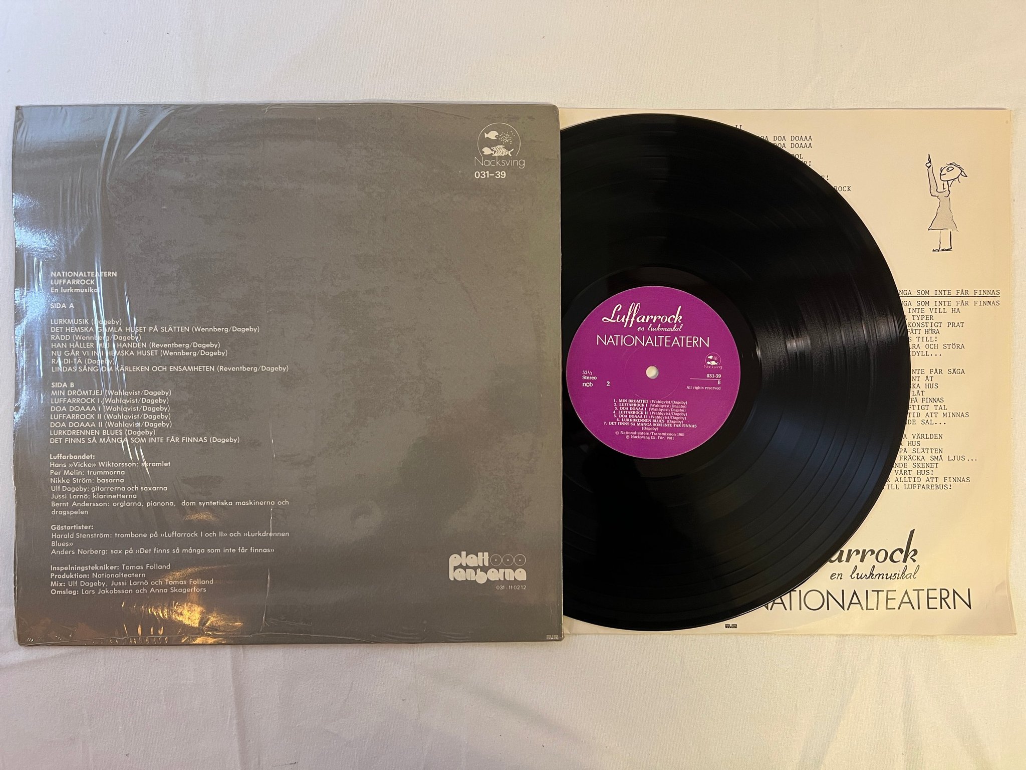 Omslagsbild för skivan NATIONALTEATERN luffarrock LP -81 Swe NACKSVING 031-39