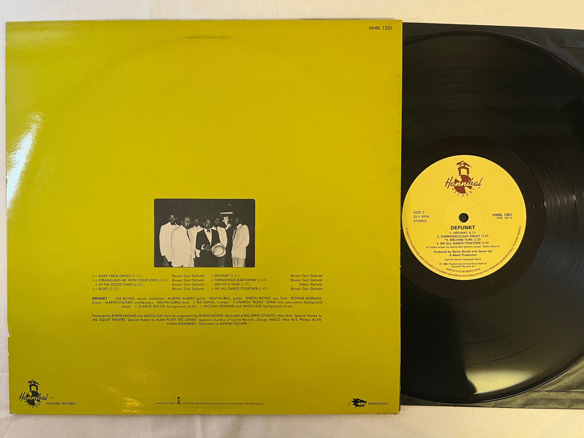 Omslagsbild för skivan DEFUNKT s/t LP -80 UK HANNIBAL HNBL 1301