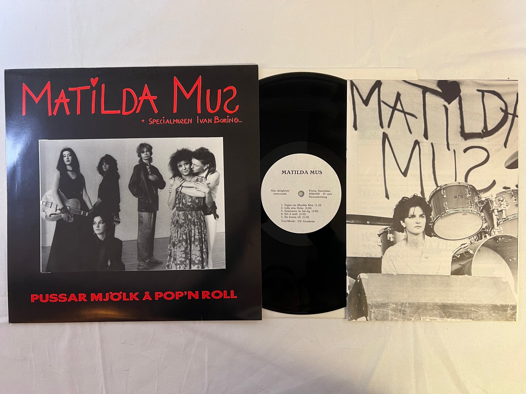 Omslagsbild för skivan MATILDA MUS Pussar Mjölk Å Pop'n Roll LP -86 Swe MM 002 INDIE POP