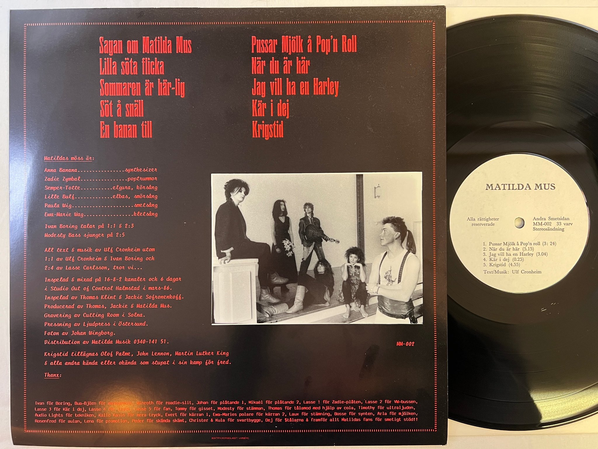 Omslagsbild för skivan MATILDA MUS Pussar Mjölk Å Pop'n Roll LP -86 Swe MM 002 INDIE POP