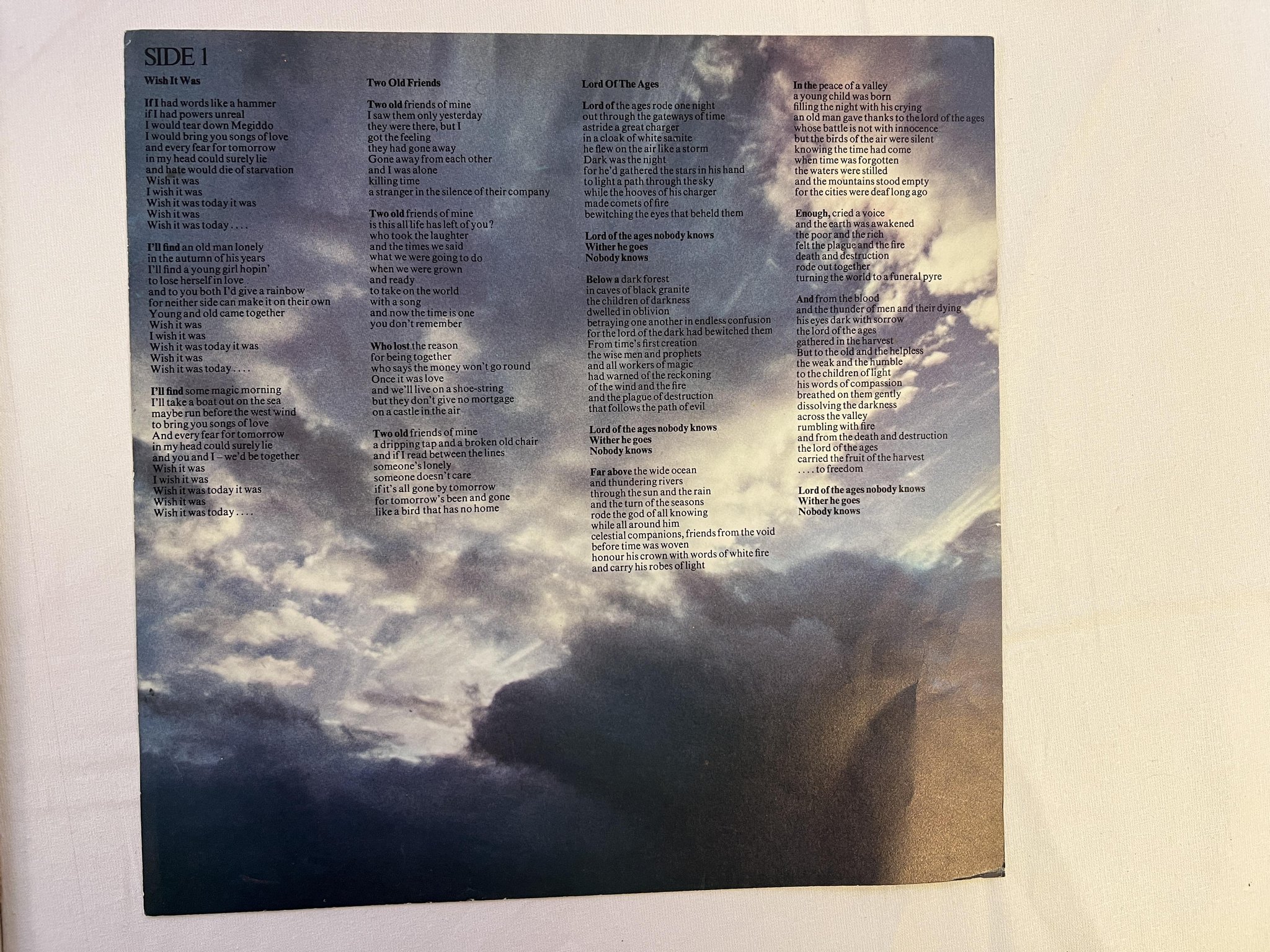 Omslagsbild för skivan MAGNA CARTA Lord Of The Ages LP -73 UK VERTIGO 6360 093