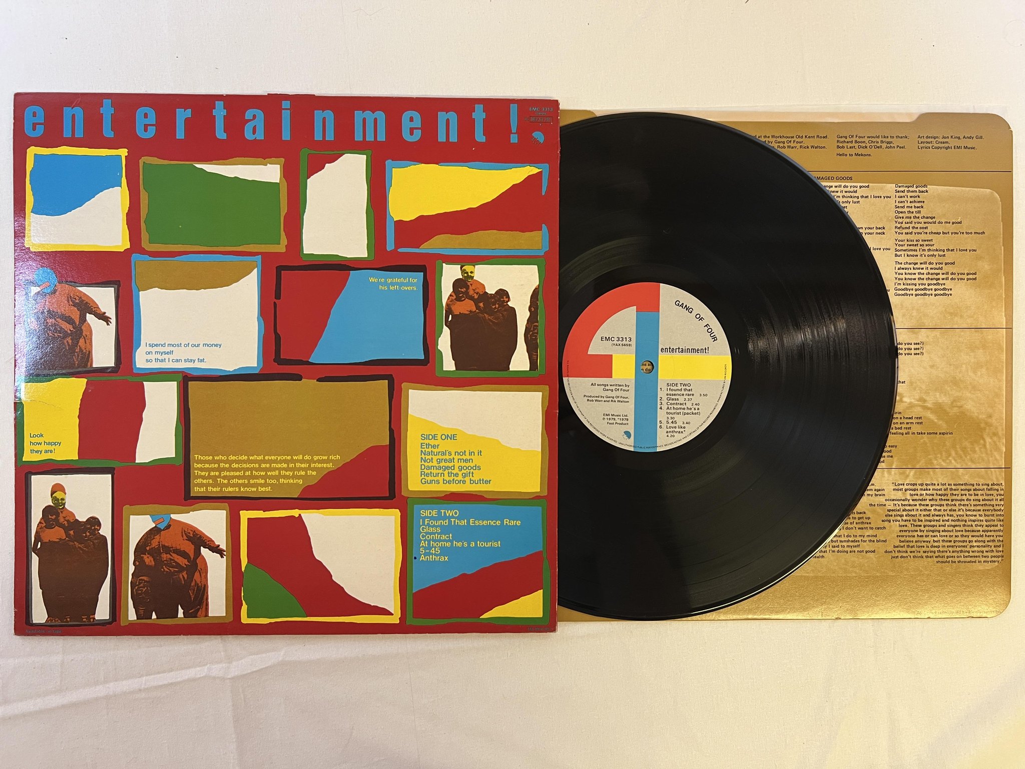 Omslagsbild för skivan GANG OF FOUR Entertainment! LP -79 UK EMI EMC 3313 * red spine *