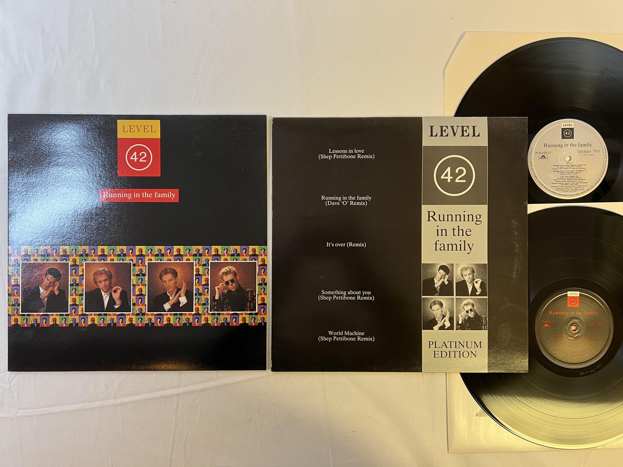 Omslagsbild för skivan LEVEL 42 Running In The Family (Platinum Edition) 2xLP -87 UK POLYDOR POLH42