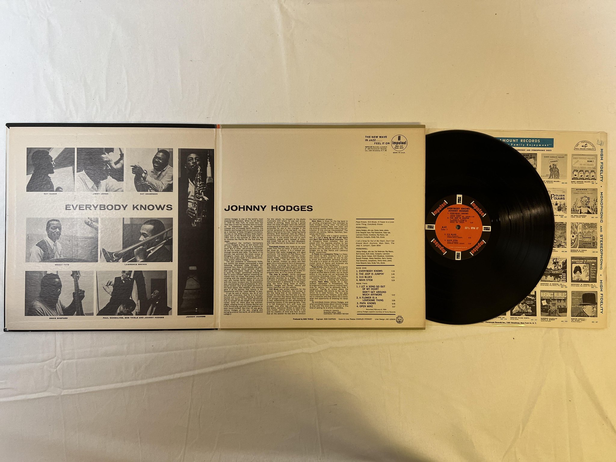 Omslagsbild för skivan JOHNNY HODGES everybody knows LP -64 US IMPULSE A-61 ABC PARAMOUNT mono