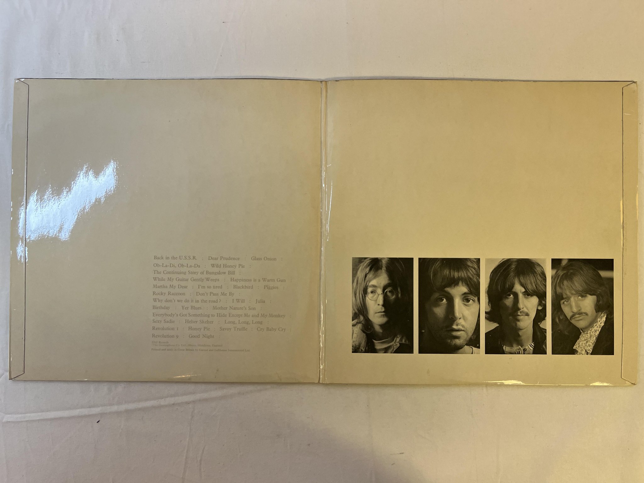 Omslagsbild för skivan THE BEATLES white album 2xLP -68 UK APPLE PCS 7067 #0578931