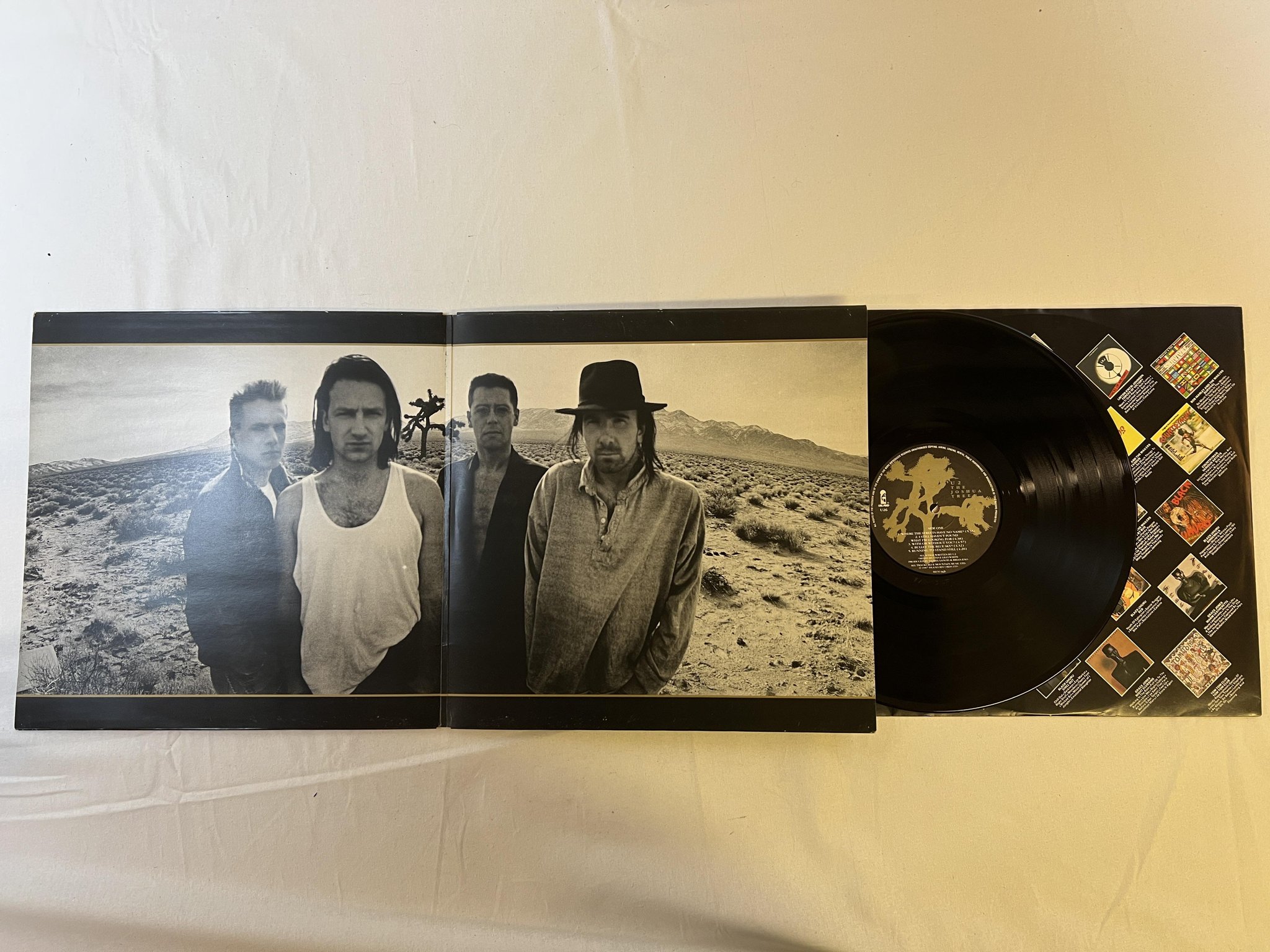 Omslagsbild för skivan U2 the Joshua tree LP -87 ncb ISLAND U26