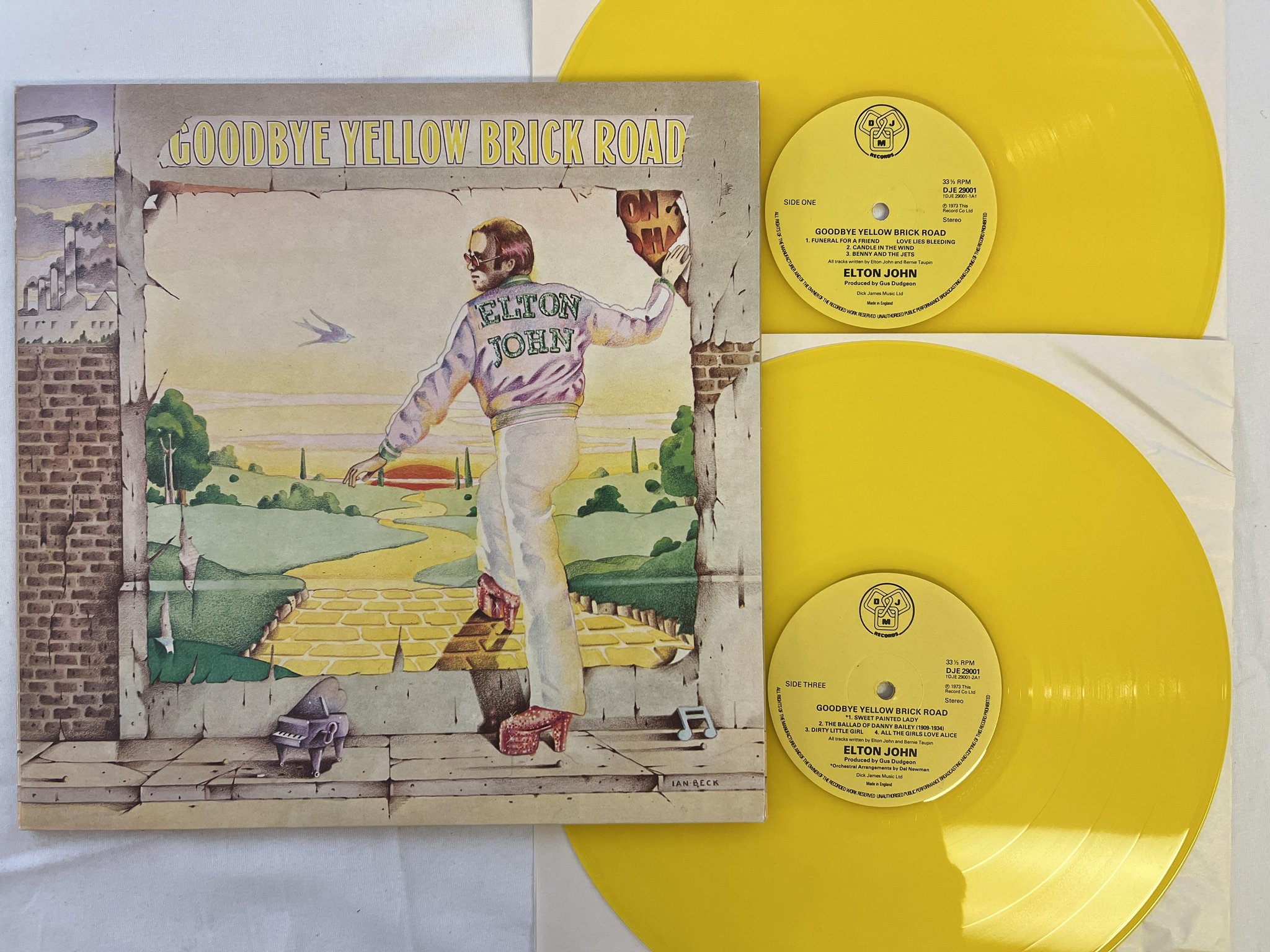 Omslagsbild för skivan ELTON JOHN goodbye yellow brick road 2xLP -73 UK DJM DJE 29001
