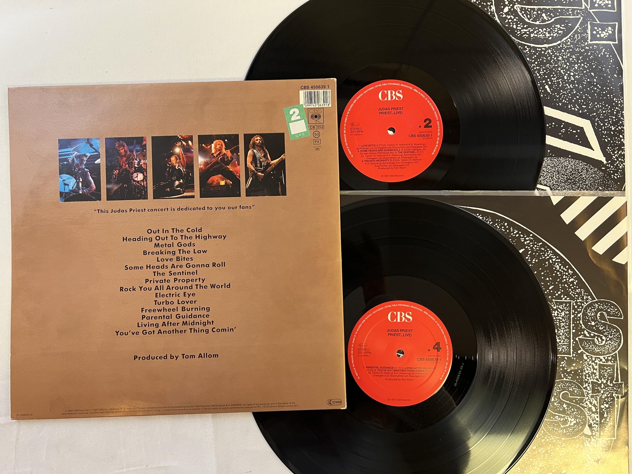 Omslagsbild för skivan JUDAS PRIEST Priest...Live! 2xLP -87 Hol CBS 450639 1
