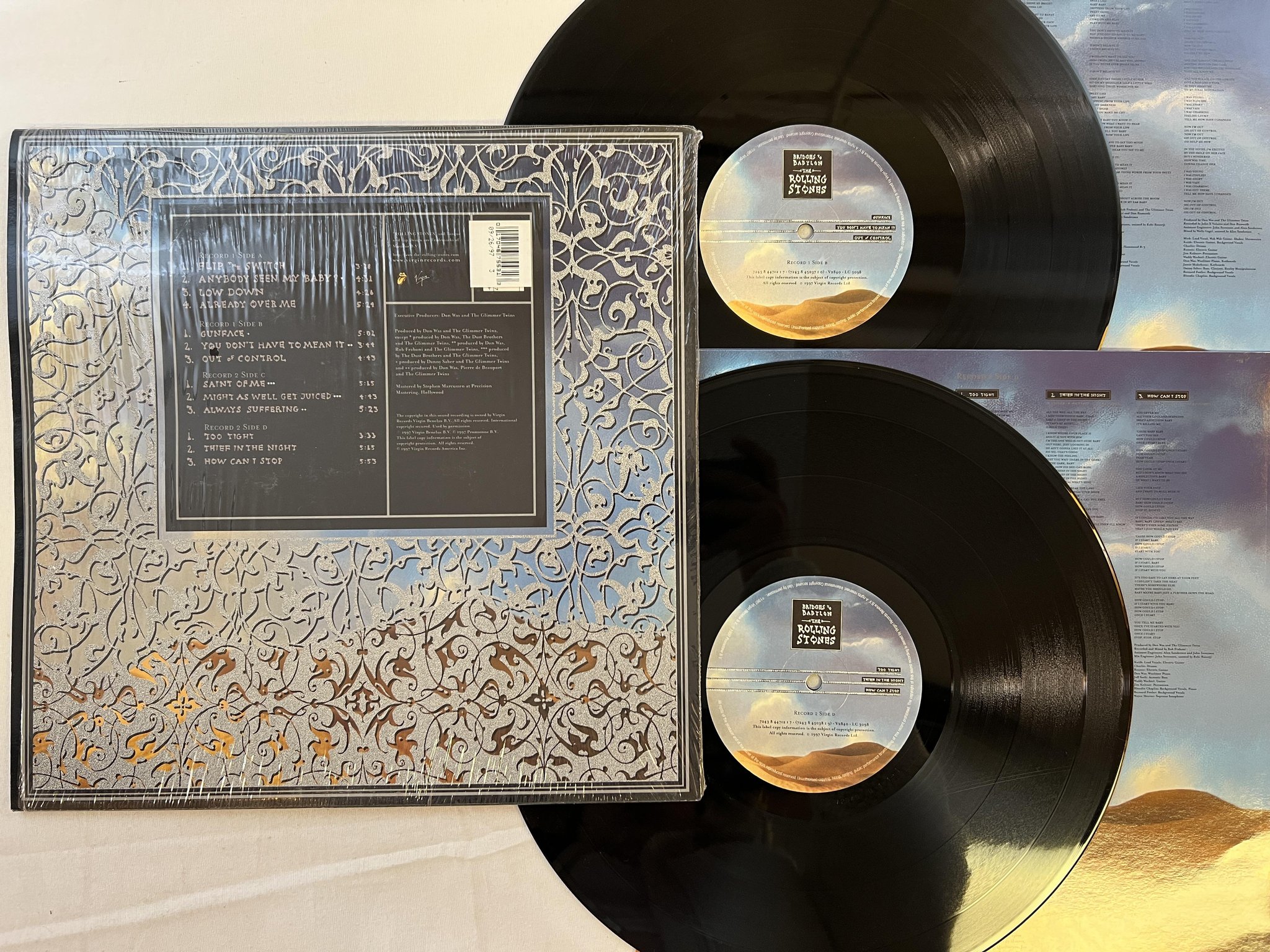 Omslagsbild för skivan ROLLING STONES Bridges To Babylon 2xLP -97 VIRGIN V 2840