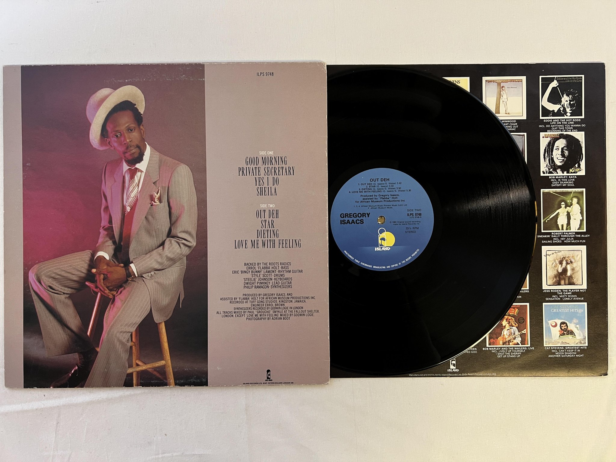 Omslagsbild för skivan GREGORY ISAACS out deh LP -83 UK ISLAND ILPS 9748