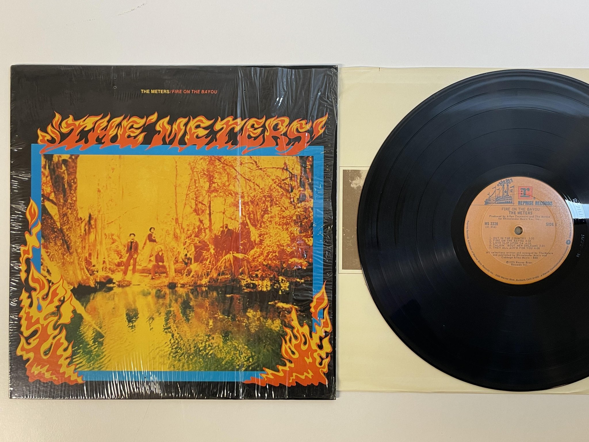 Omslagsbild för skivan THE METERS fire on the Bayou LP -75 US REPRISE MS 2228