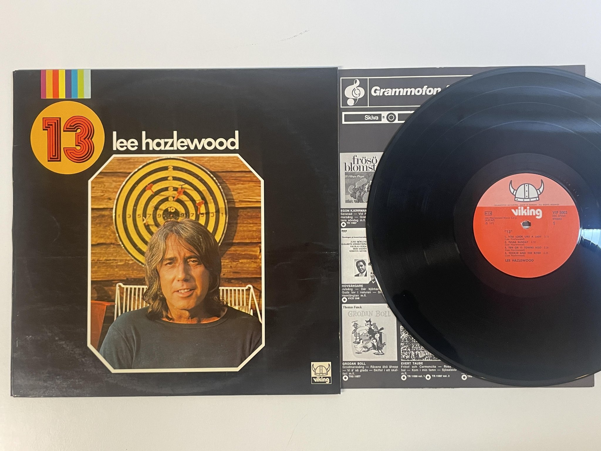 Omslagsbild för skivan LEE HAZLEWOOD "13" LP -72 Swe VIKING VIF 5003
