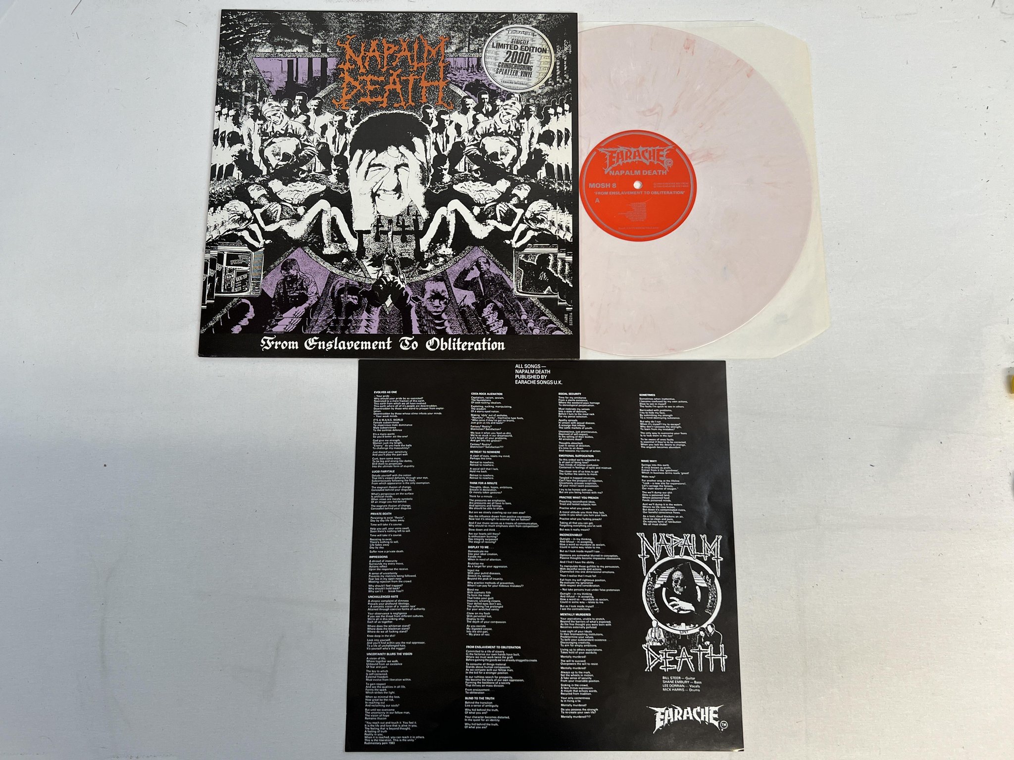 Omslagsbild för skivan NAPALM DEATH From Enslavement To Obliteration LP -91 UK EARACHE MOSH 8  LTD
