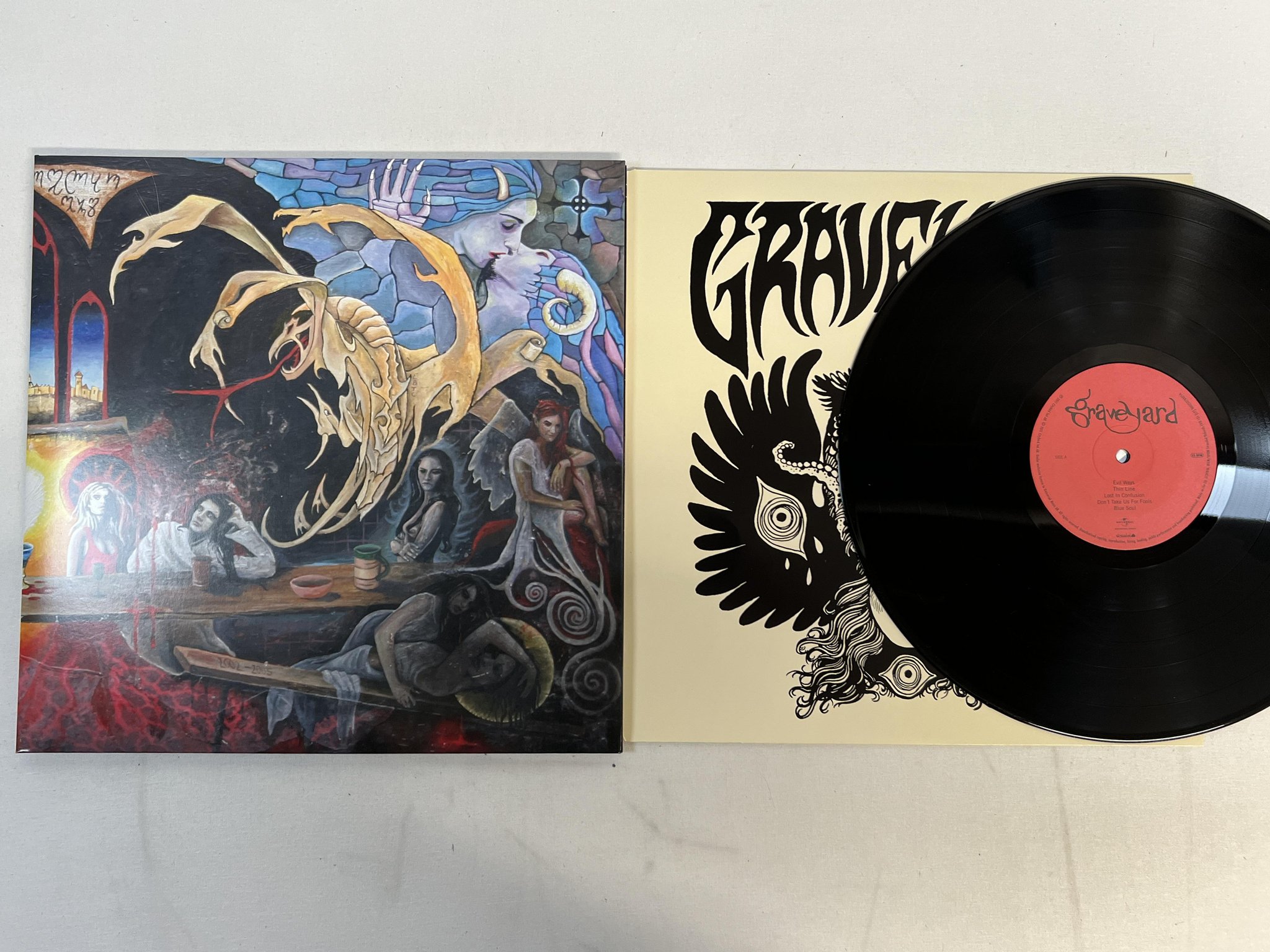 Omslagsbild för skivan GRAVEYARD s/t LP 2011 Swe STRANDED EKO 151 ** great album **