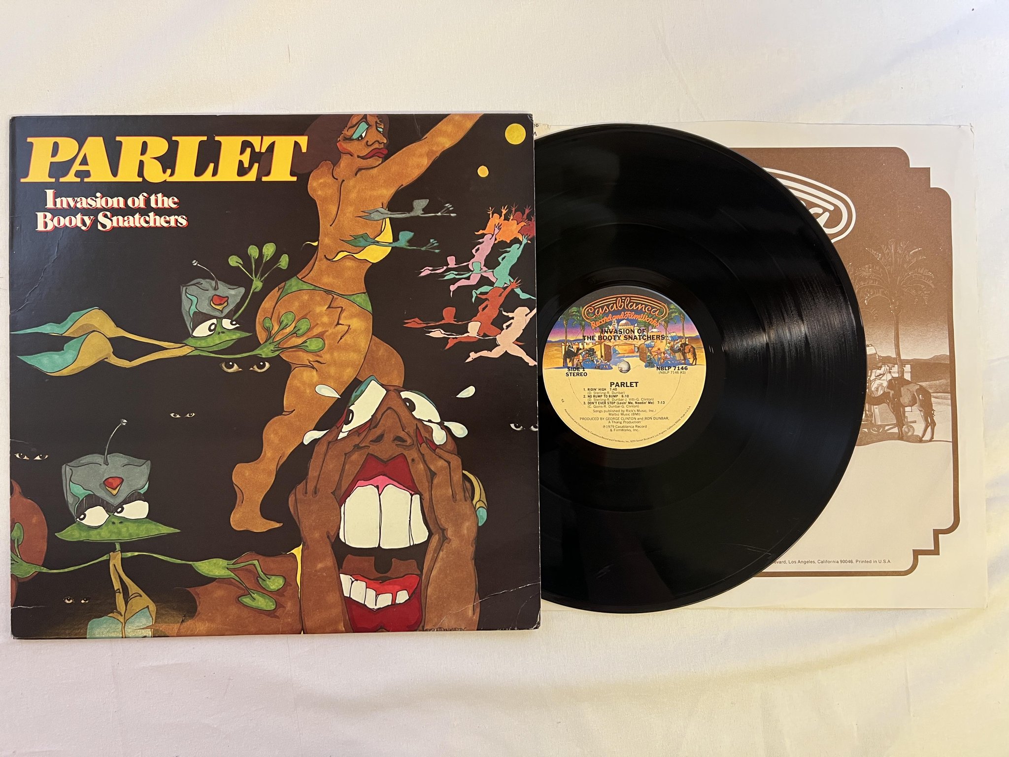 Omslagsbild för skivan PARLET  Invasion Of The Booty Snatchers LP -79 US CASABLANCA  NBLP 7146