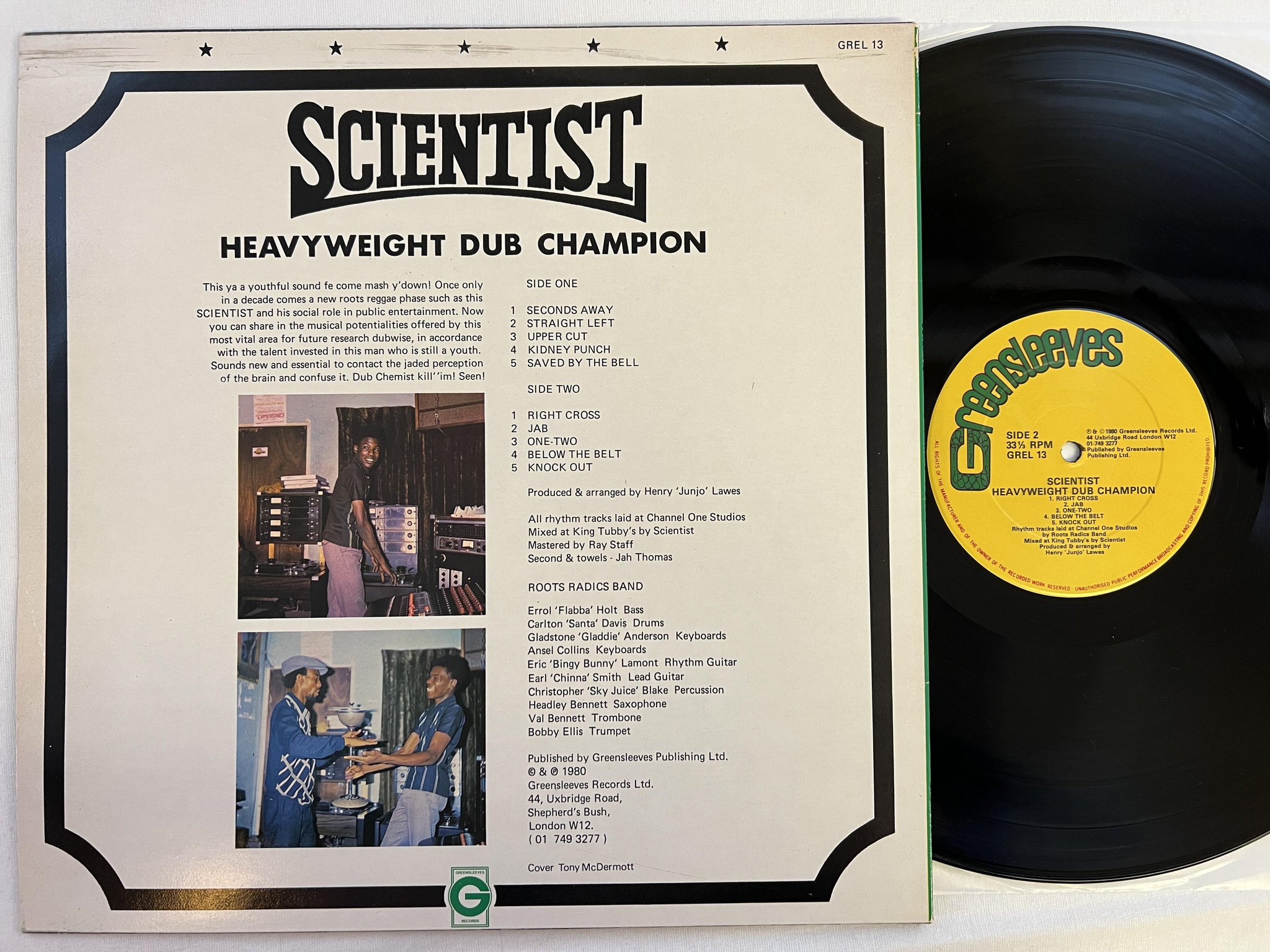 Omslagsbild för skivan SCIENTIST heavyweight dub champion LP -80 UK GREENSLEEVES GREL 13
