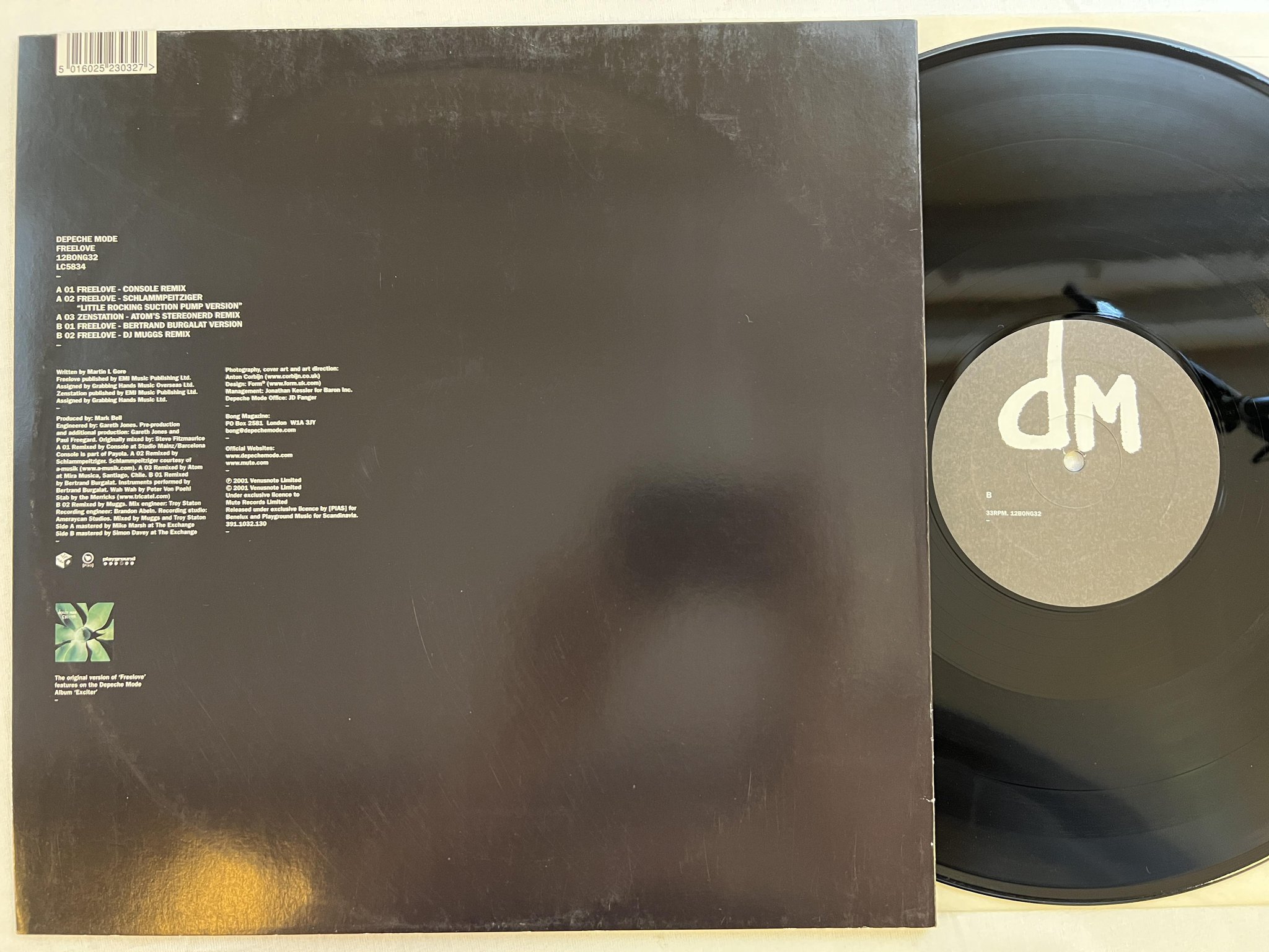Omslagsbild för skivan DEPECHE MODE freelove 12"single 2001 MUTE 12BONG32