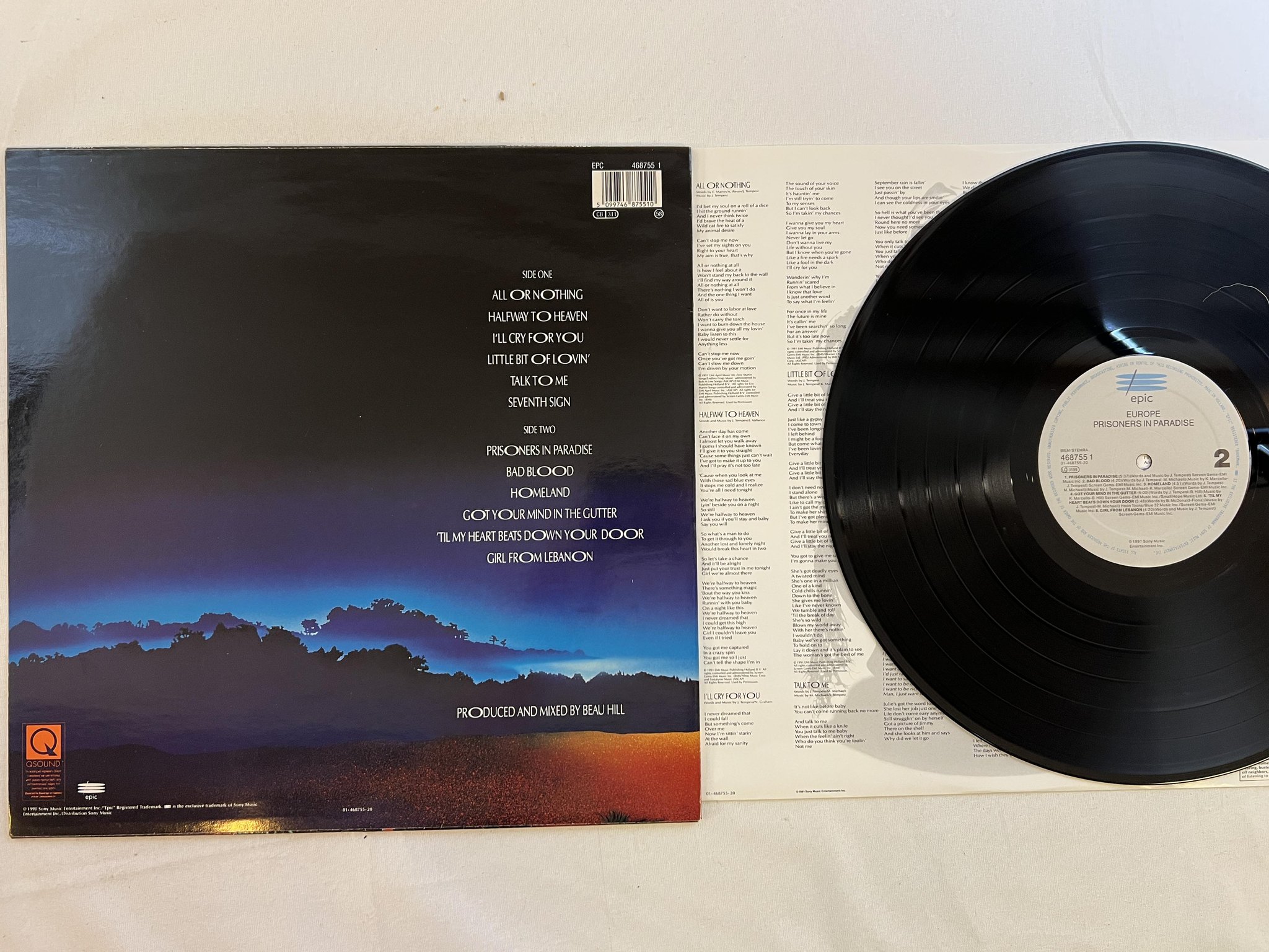 Omslagsbild för skivan EUROPE prisoners in paradise LP -91 EPIC 4687551
