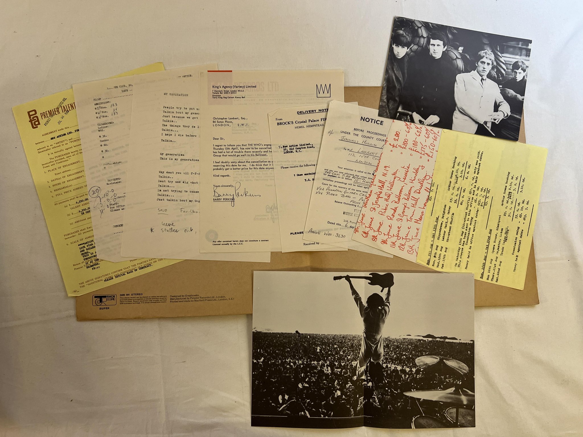 Omslagsbild för skivan THE WHO  Live At Leeds LP re UK TRACK 2406 001 blue lettering 