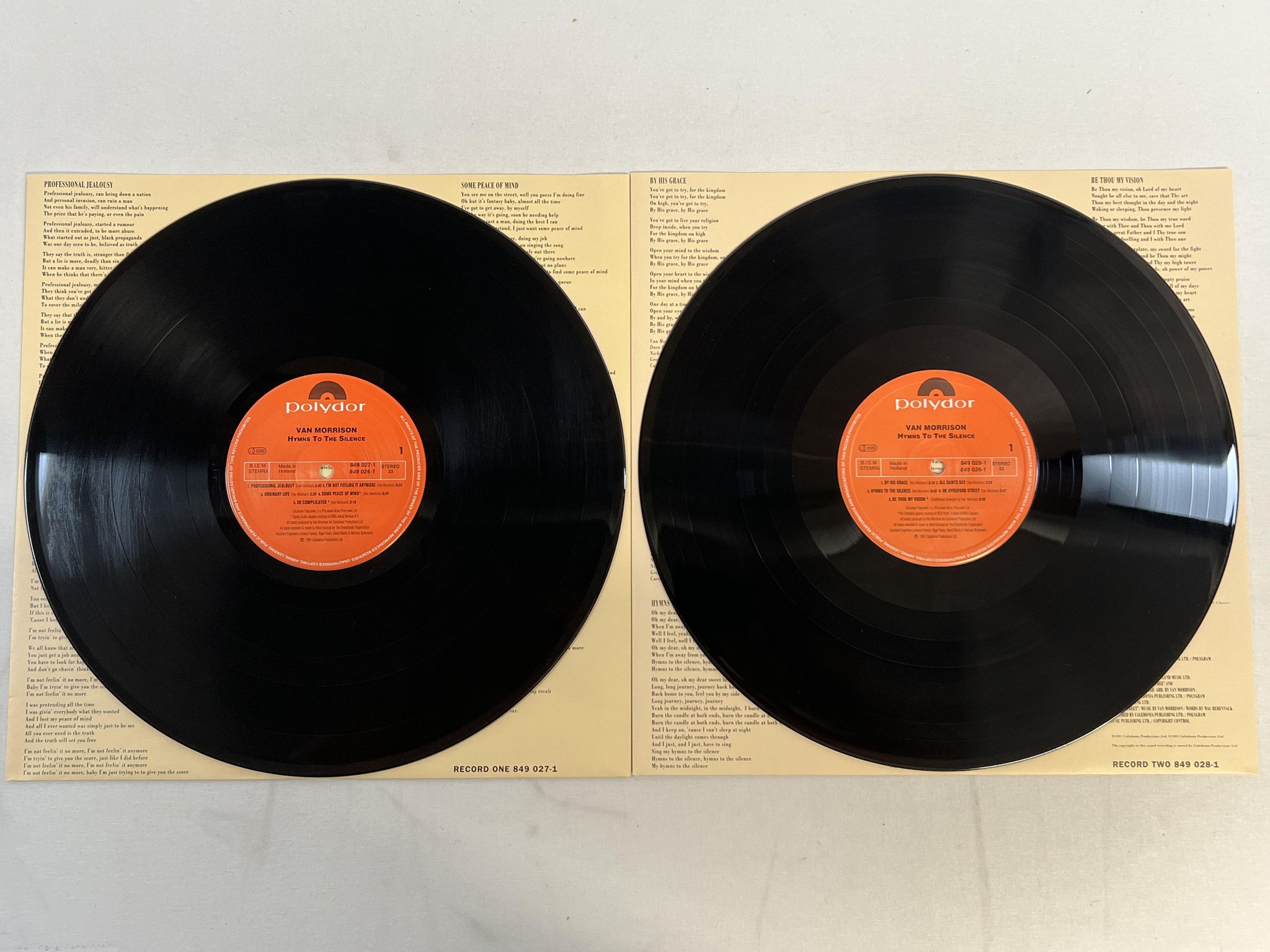 Omslagsbild för skivan VAN MORRISON Hymns To The Silence 2xLP -91 POLYDOR 849 026-1