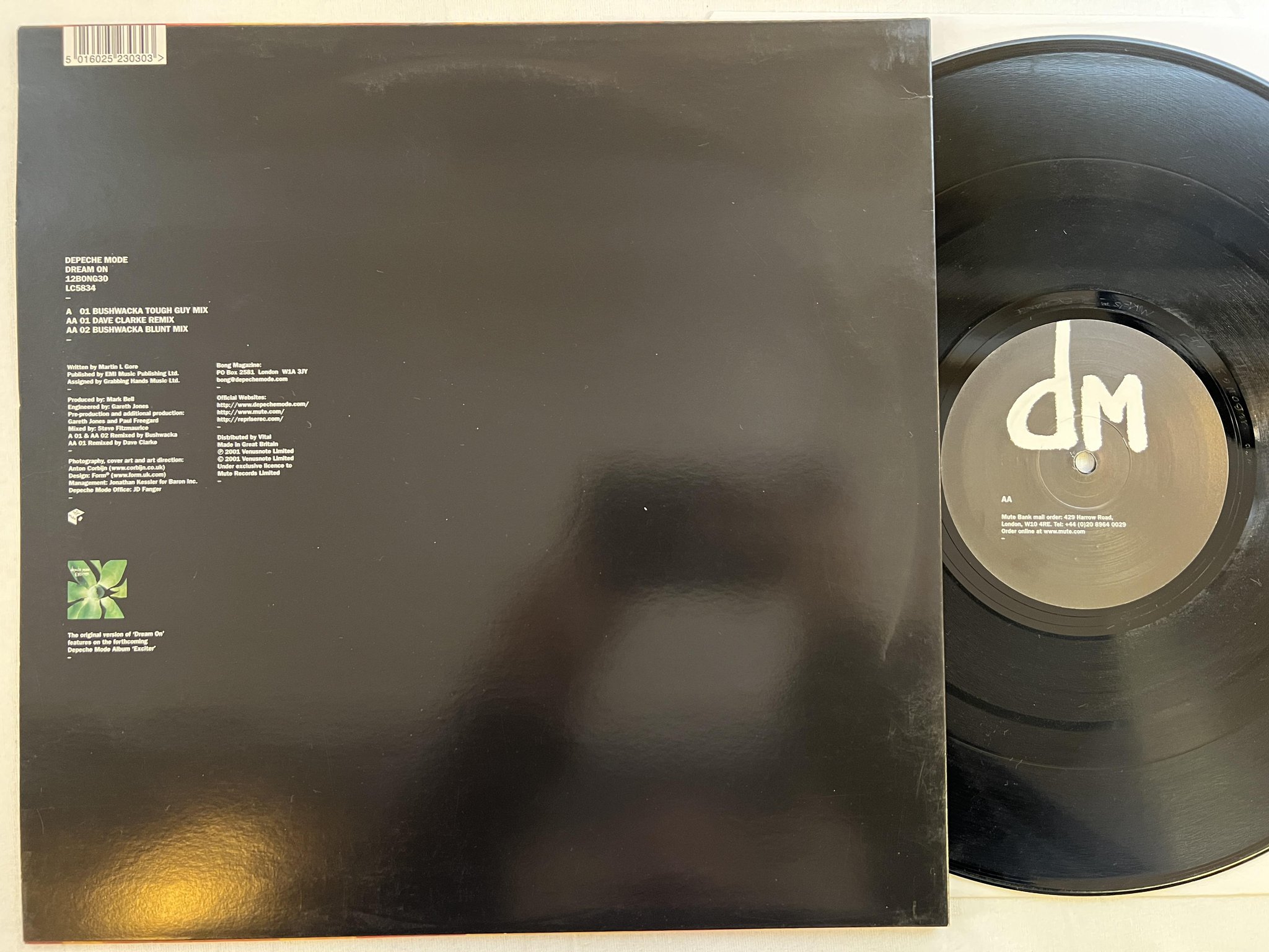 Omslagsbild för skivan DEPECHE MODE dream on 12" 2001 UK MUTE 12BONG30
