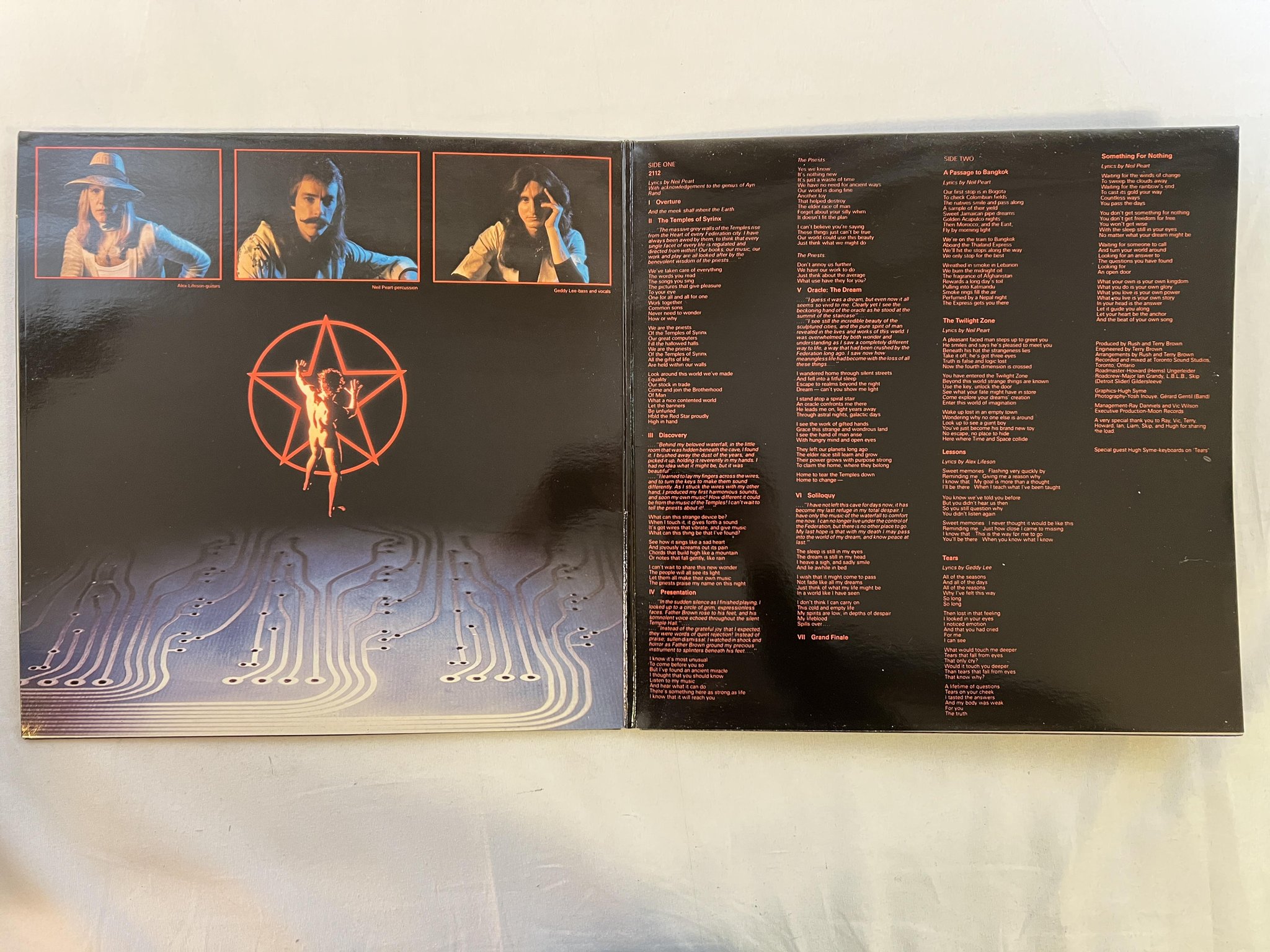 Omslagsbild för skivan RUSH 2112 LP -76 Hol MERCURY 6338 678