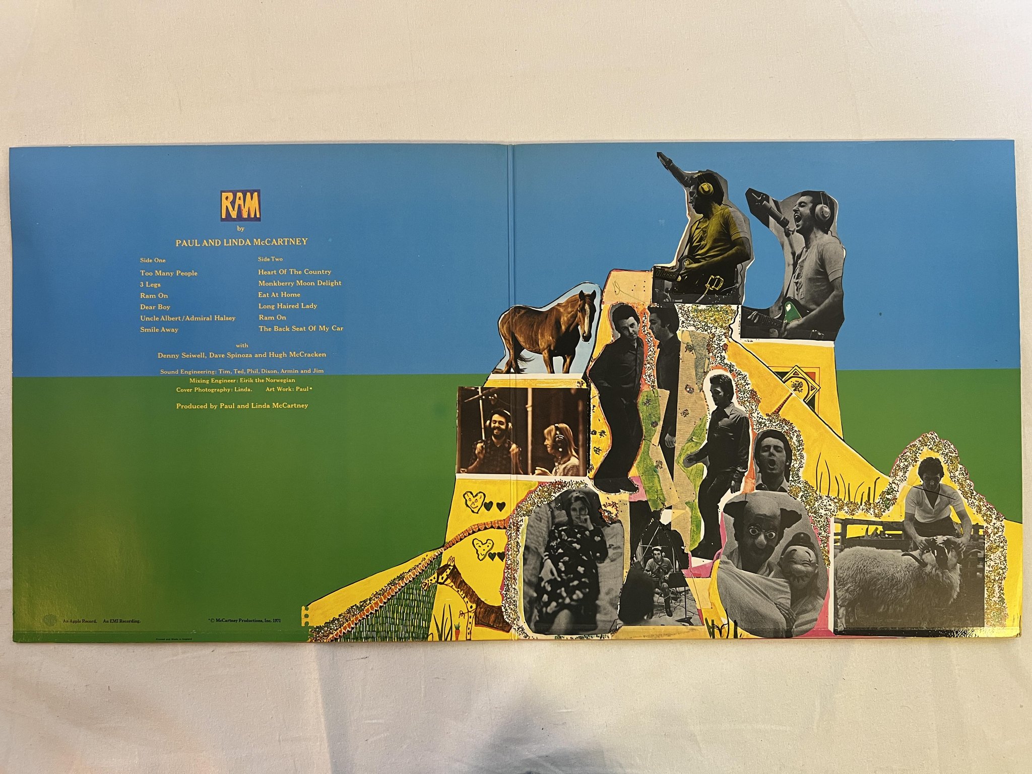 Omslagsbild för skivan PAUL & LINDA McCARTNEY RAM LP -71 UK APPLE PAS 10003