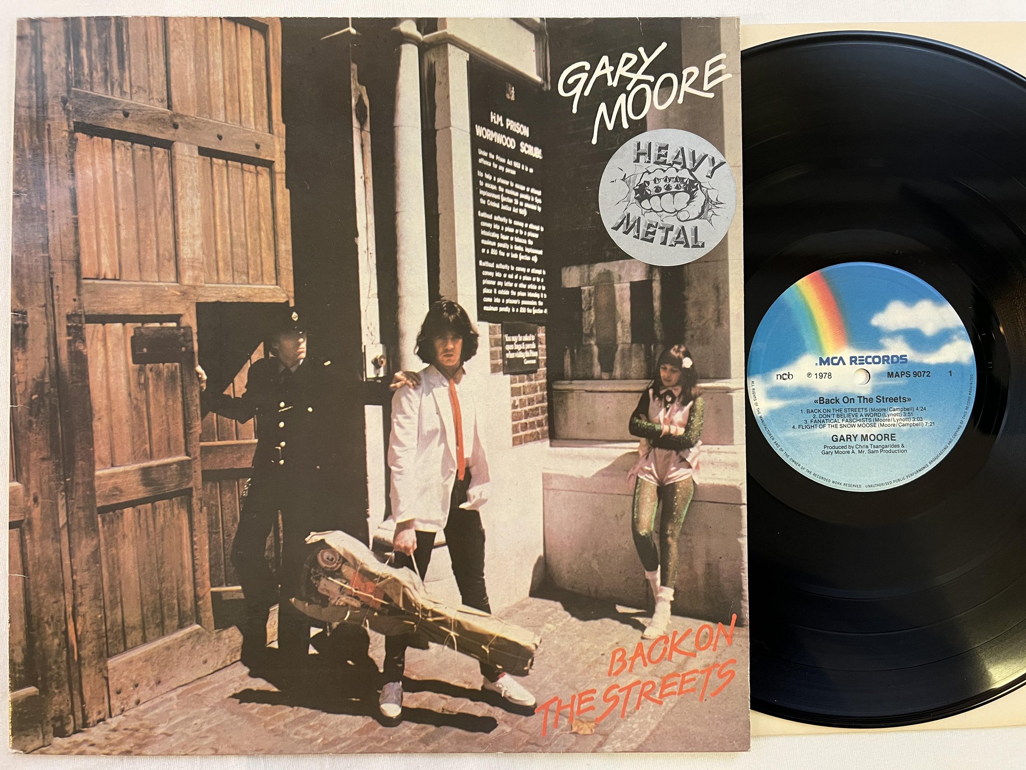 Omslagsbild för skivan GARY MOORE back on the streets LP -78 ncb MCA MAPS 9072
