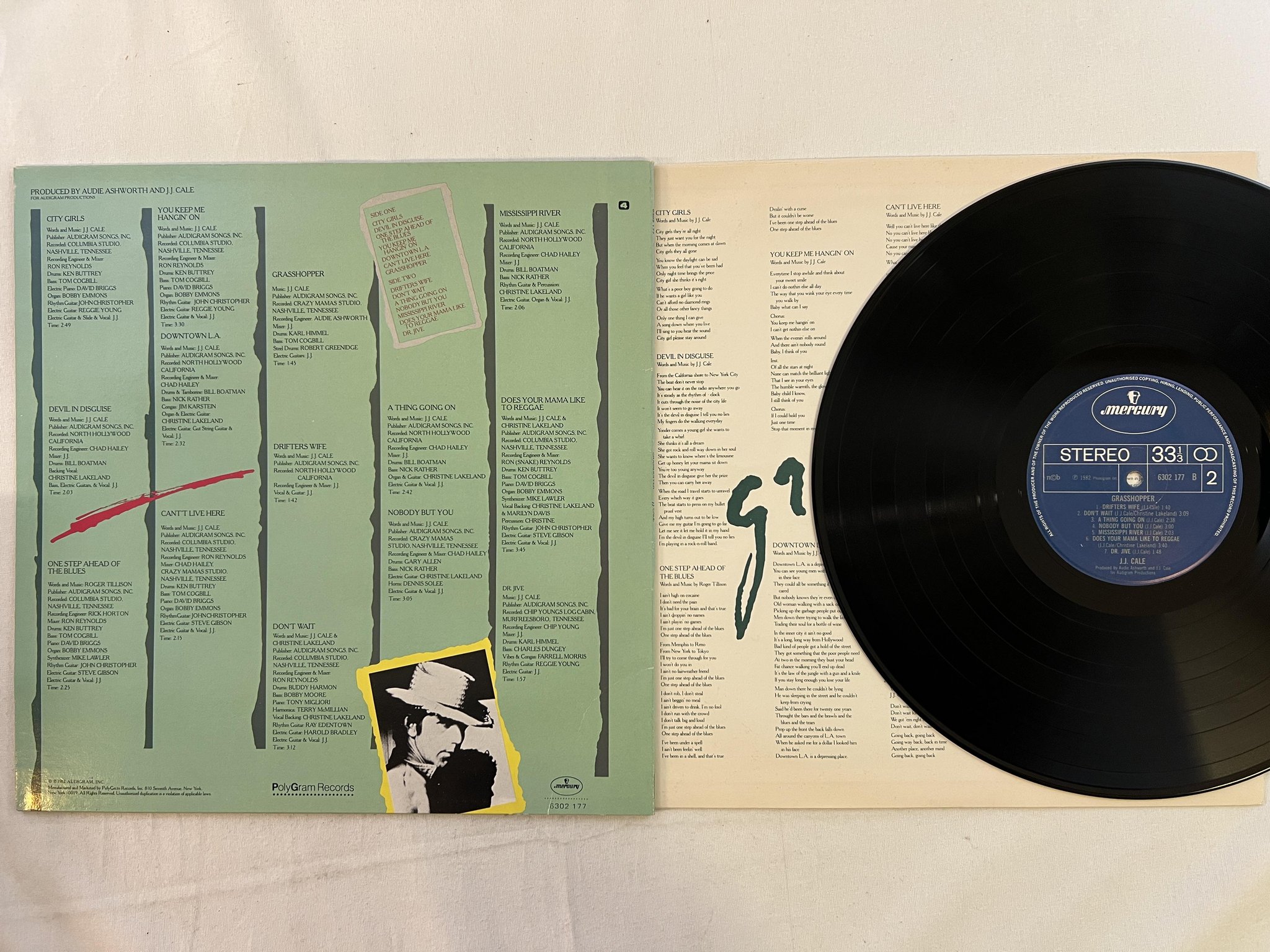 Omslagsbild för skivan J.J. CALE grasshopper LP -82 ncb MERCURY 6302 177