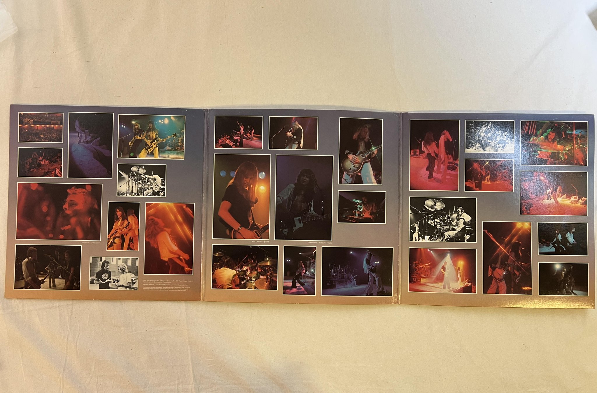 Omslagsbild för skivan RUSH all the world's a stage 2xLP -76 MERCURY SRM-2-7508