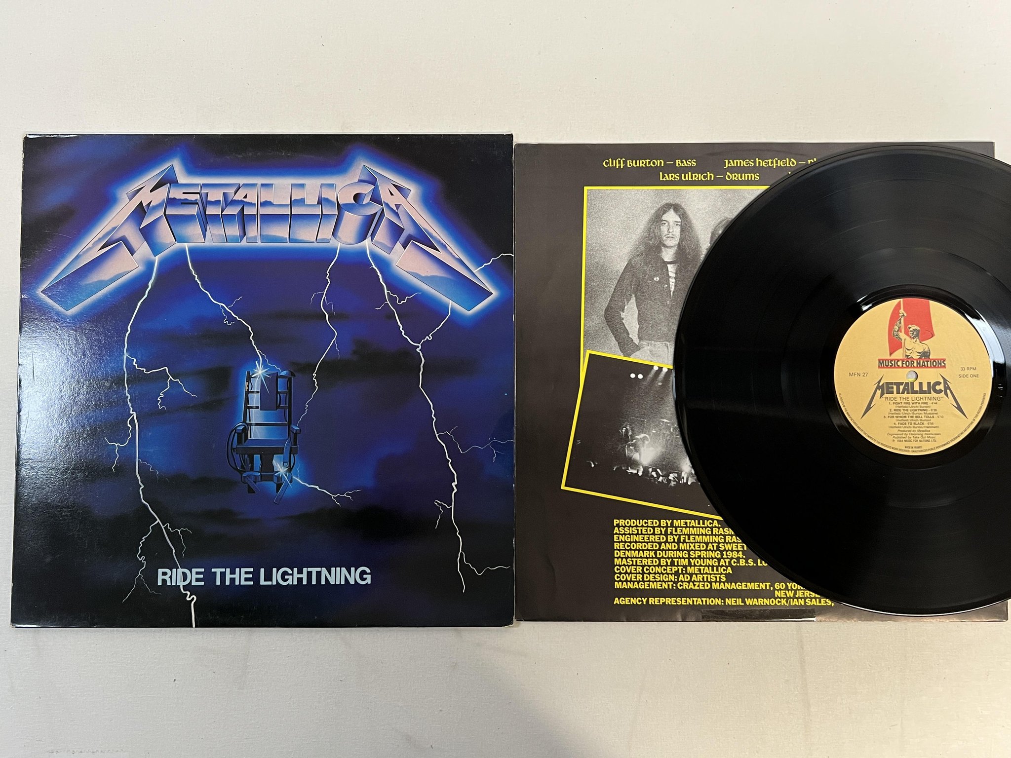 Omslagsbild för skivan METALLICA ride the lightning LP -84 MUSIC FOR NATIONS MFN 27