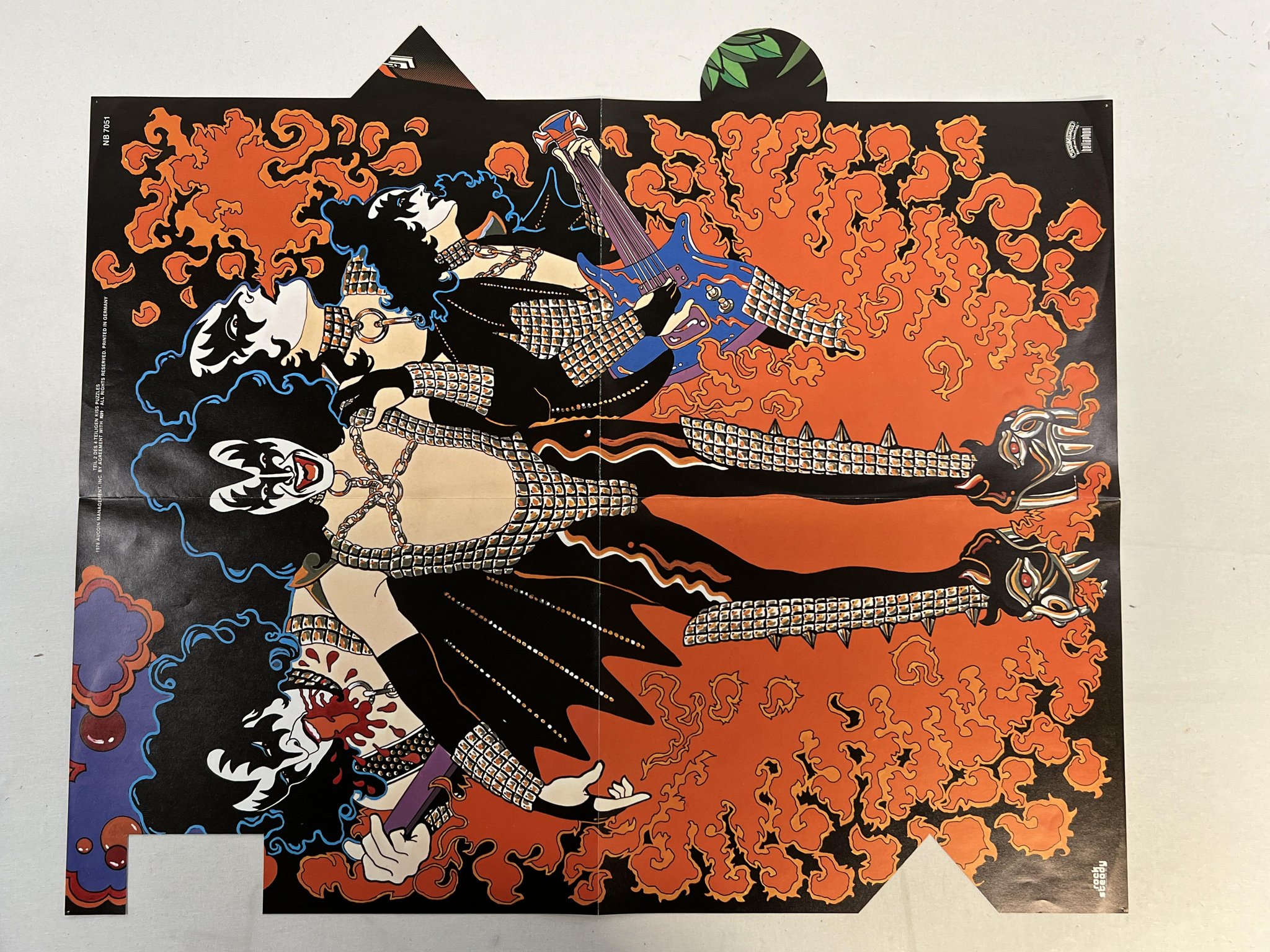 Omslagsbild för skivan GENE SIMMONS kiss LP -78 ncb CASABLANCA NBLP 7120 w/ poster