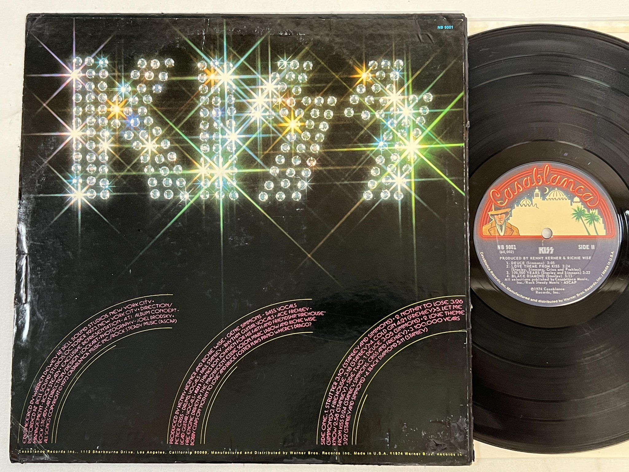 Omslagsbild för skivan KISS s/t LP -74 US CASABLANCA NB 9001 *** no KISSIN TIME ***