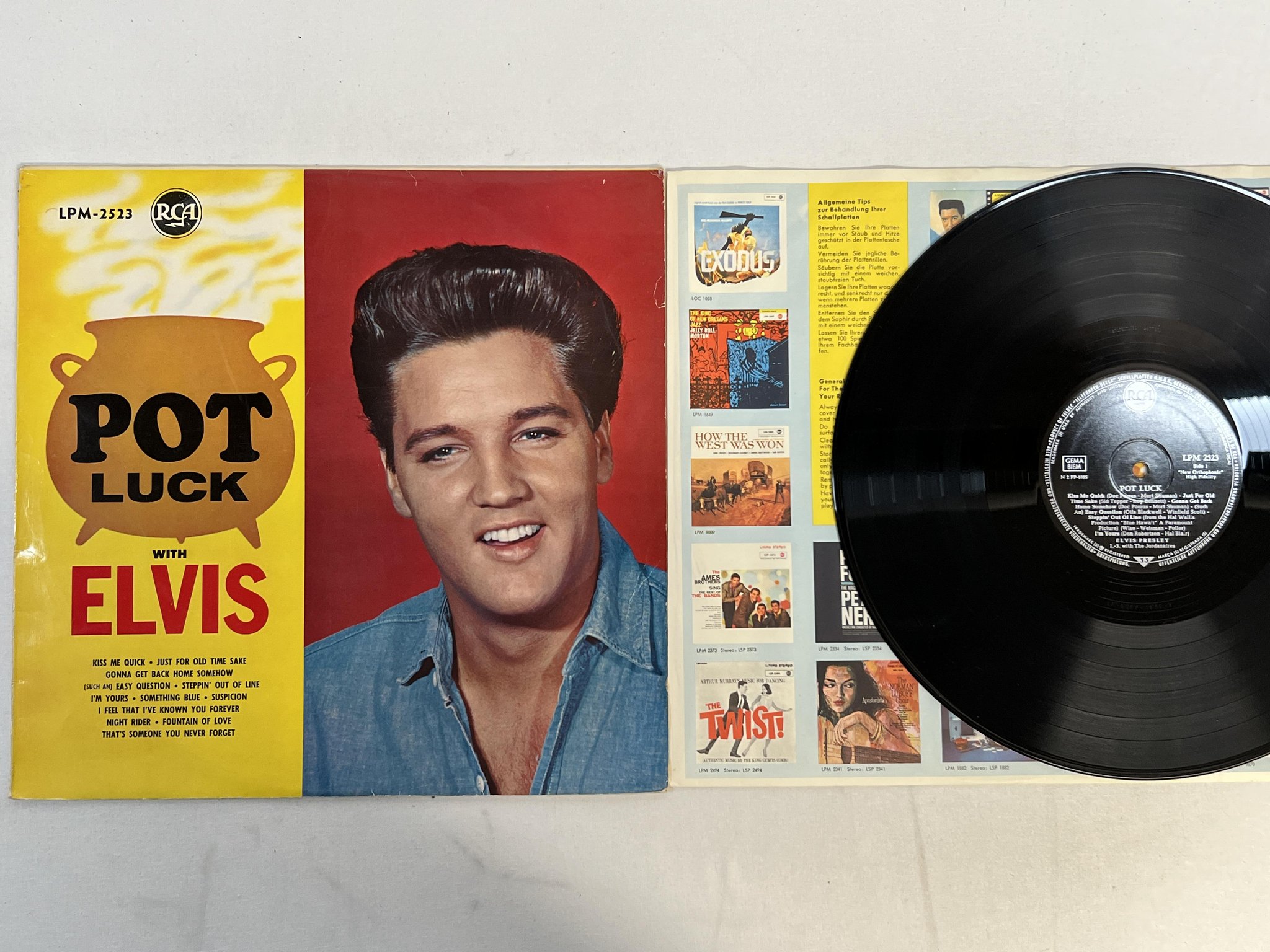 Omslagsbild för skivan ELVIS PRESLEY pot luck LP Ger RCA Victor LPM-2523