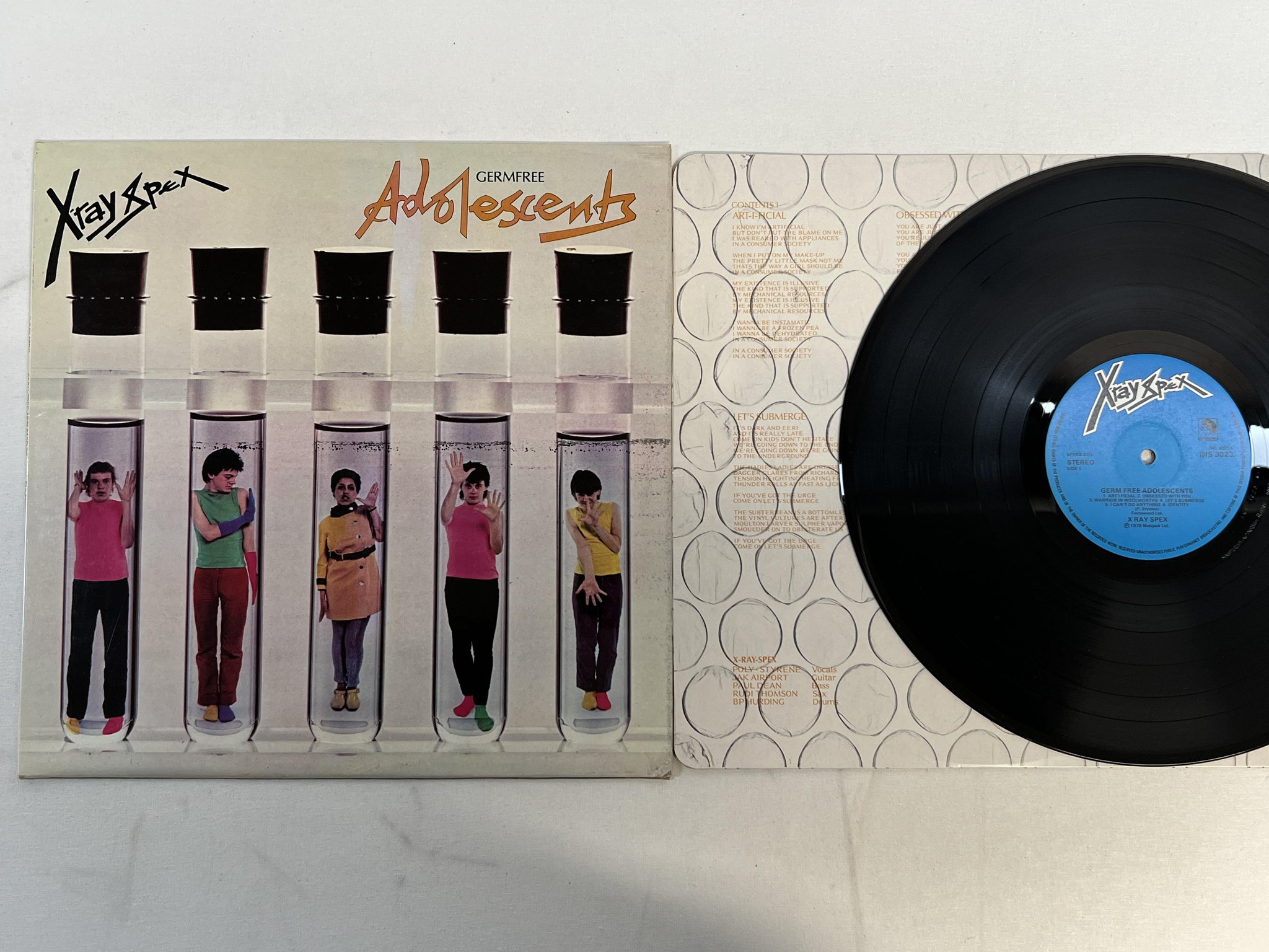 Omslagsbild för skivan X RAY SPEX Germfree Adolescents LP -78 UK EMI INS 3023