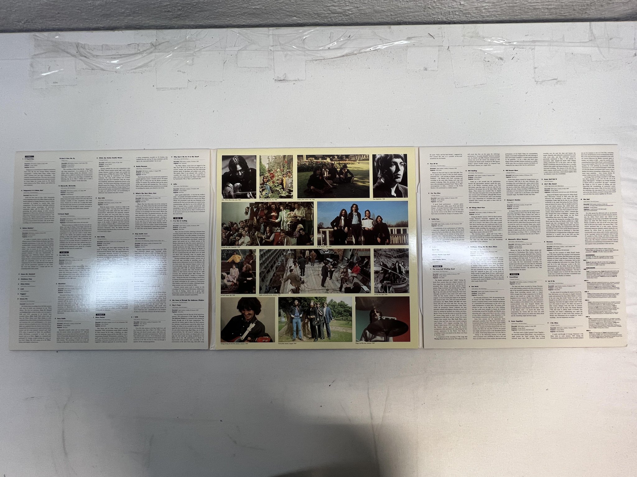 Omslagsbild för skivan THE BEATLES Anthology 3 3xLP -96 US APPLE C1 8 34451 1