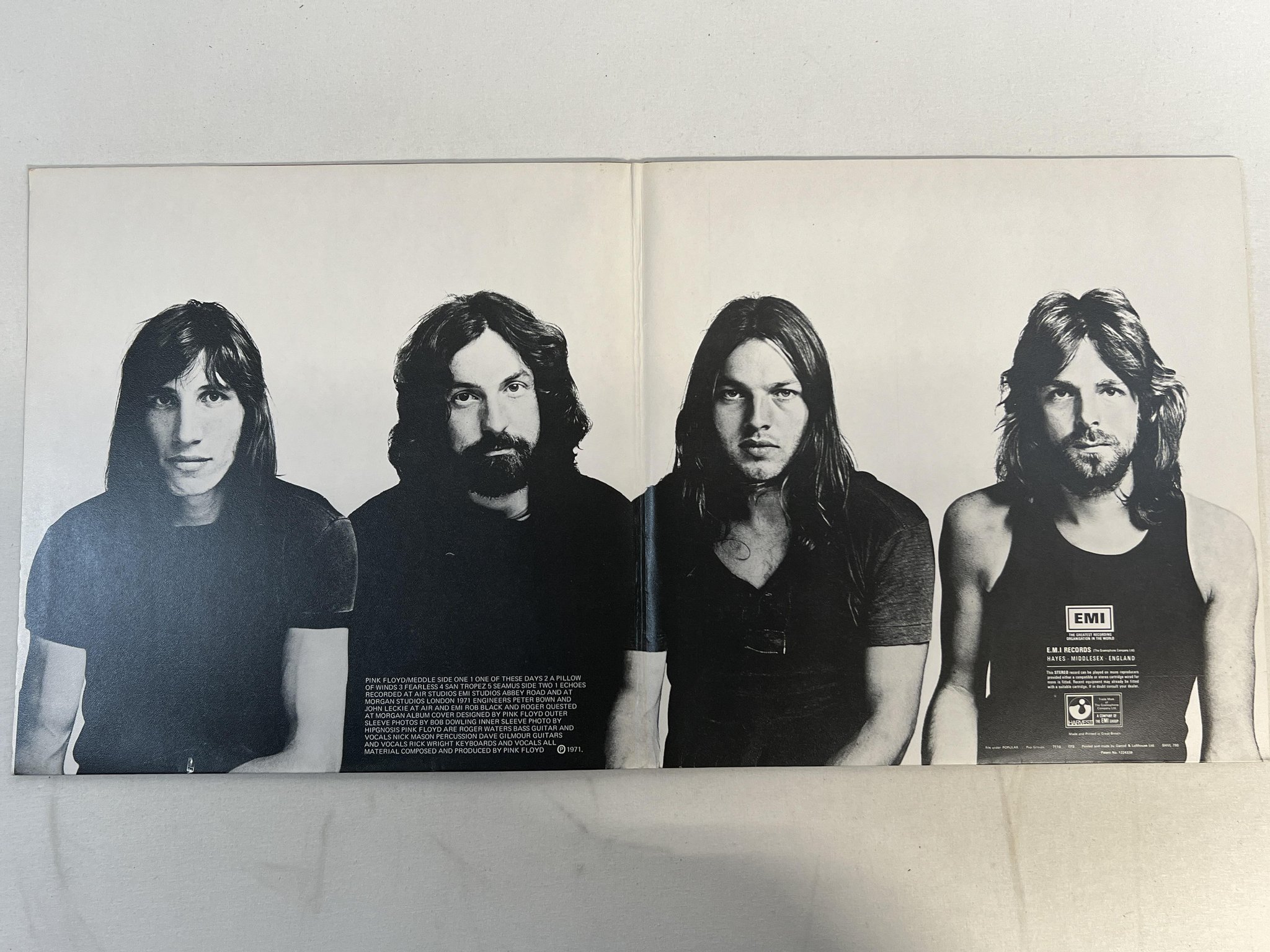 Omslagsbild för skivan PINK FLOYD meddle LP -71 UK HARVEST SHVL 795