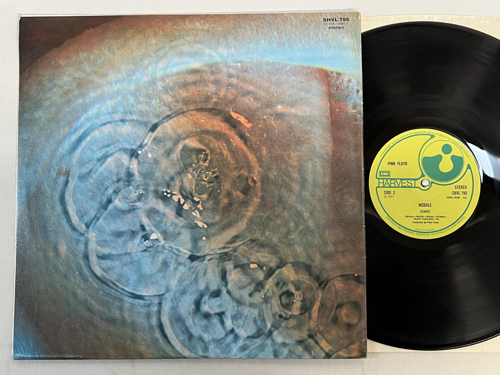 Omslagsbild för skivan PINK FLOYD meddle LP -71 UK HARVEST SHVL 795