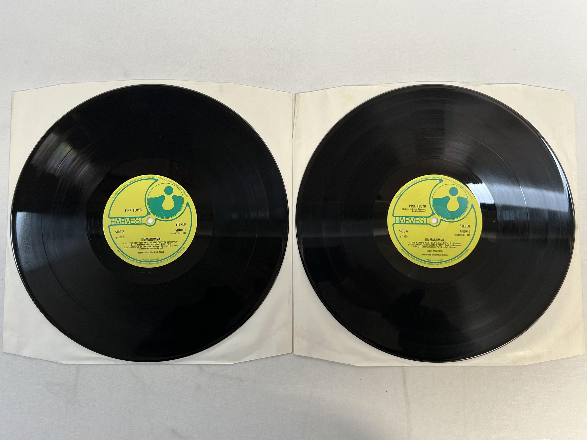 Omslagsbild för skivan PINK FLOYD ummagumma LP -69 UK HARVEST SHDW 1