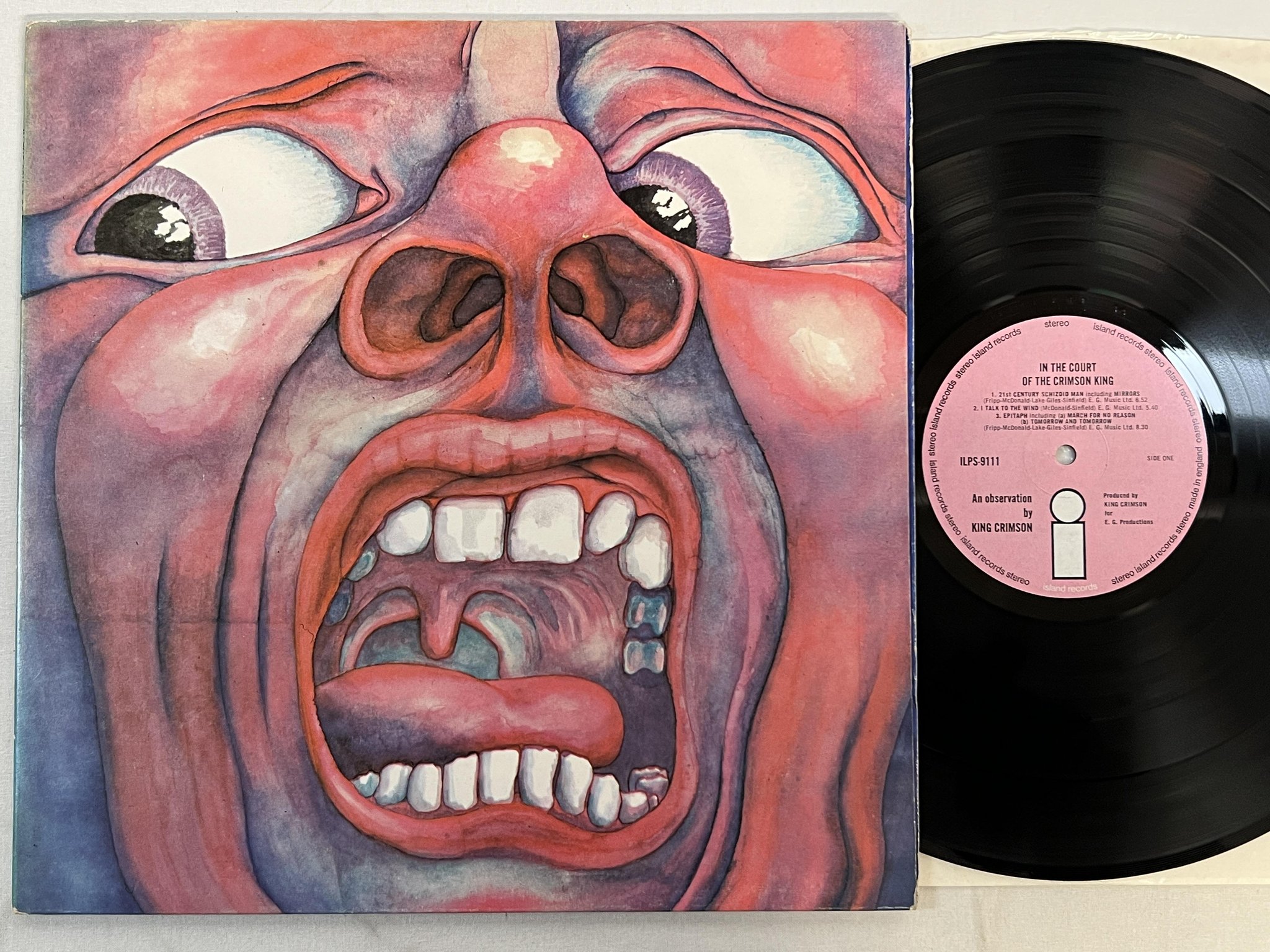 Omslagsbild för skivan KING CRIMSON in the court of the LP -69 UK ISLAND ILPS 9111 Pink "i" label !!!