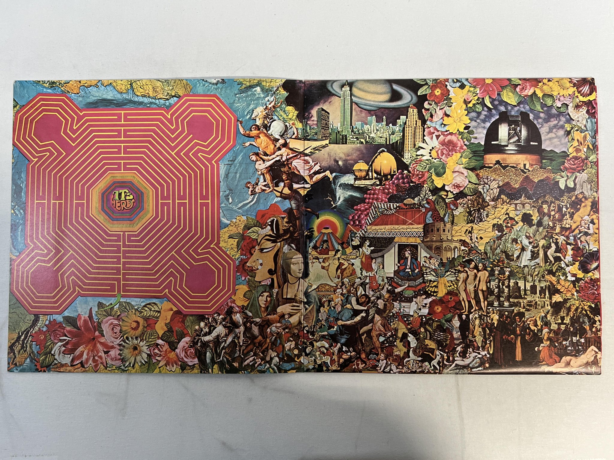 Omslagsbild för skivan THE ROLLING STONES Their Satanic Majesties Request LP -67 UK DECCA TXS 103